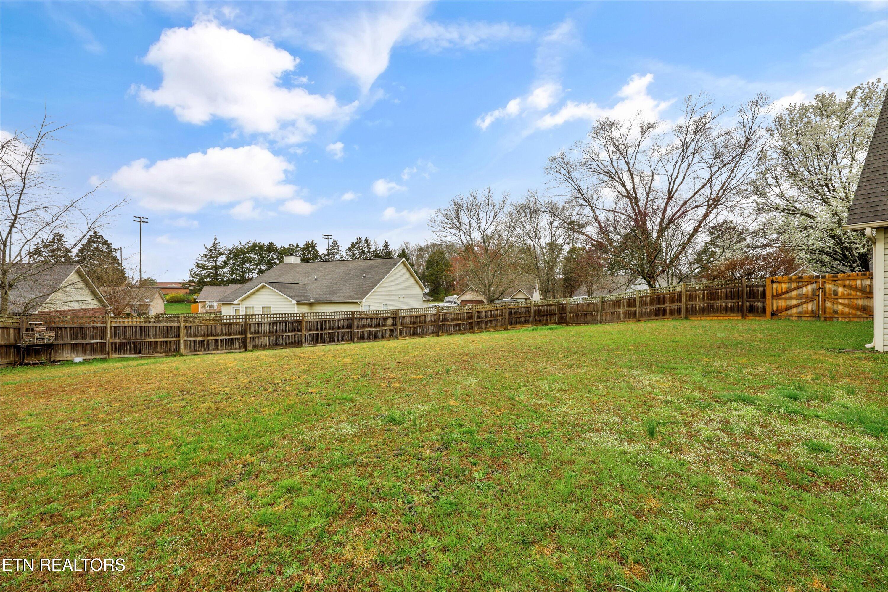 7605 Applecross Road Corryton TN 37721