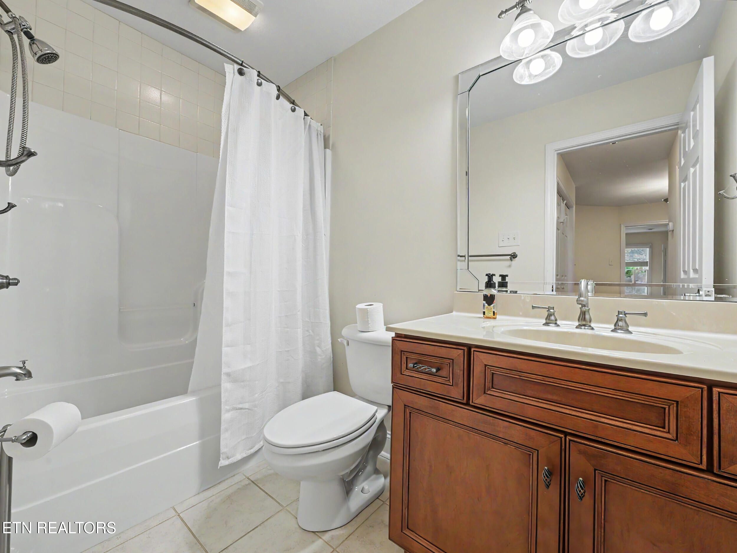 1431 Cottage Glen Lane Maryville TN 37801