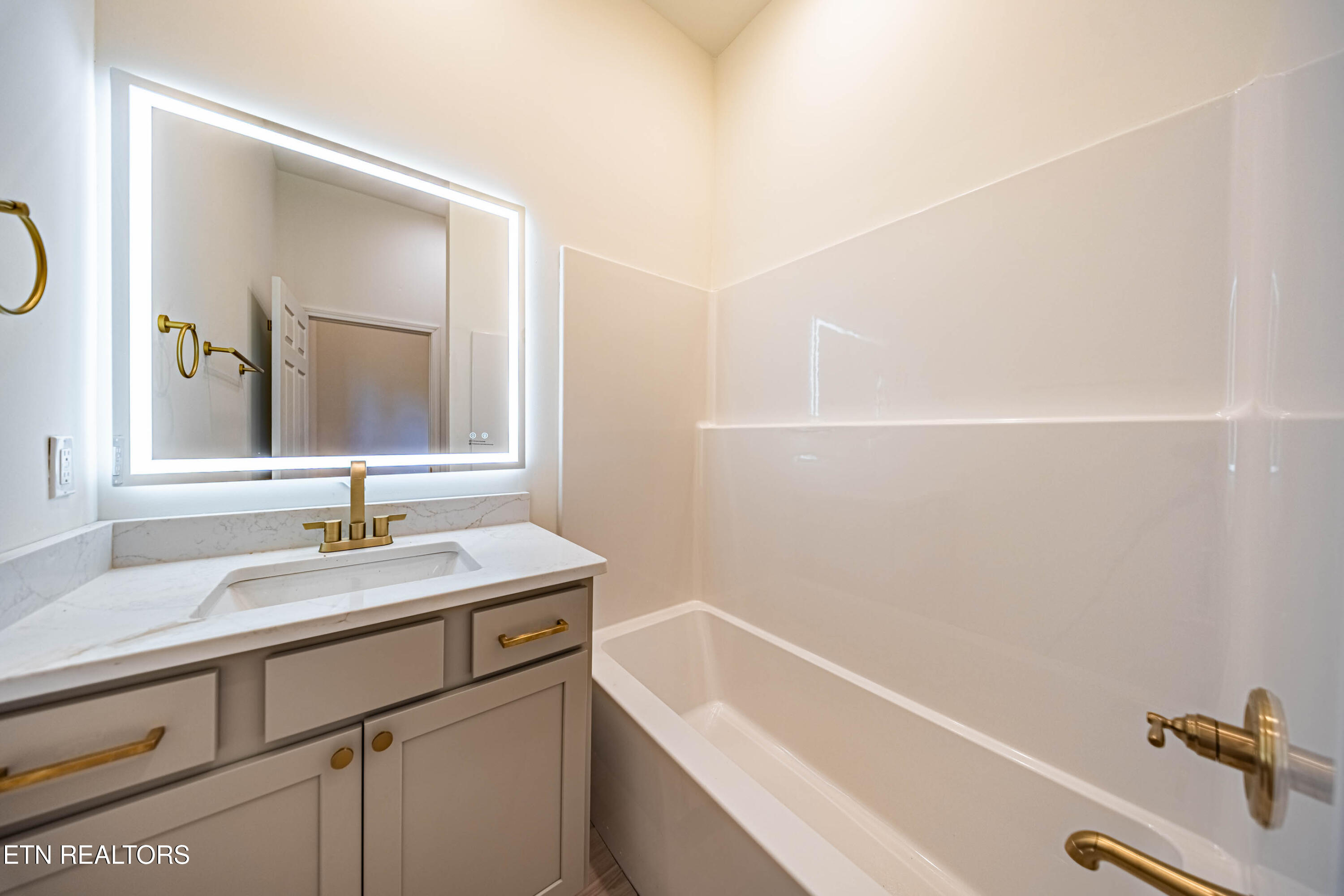 2517 Limestone Court Sevierville TN 37876
