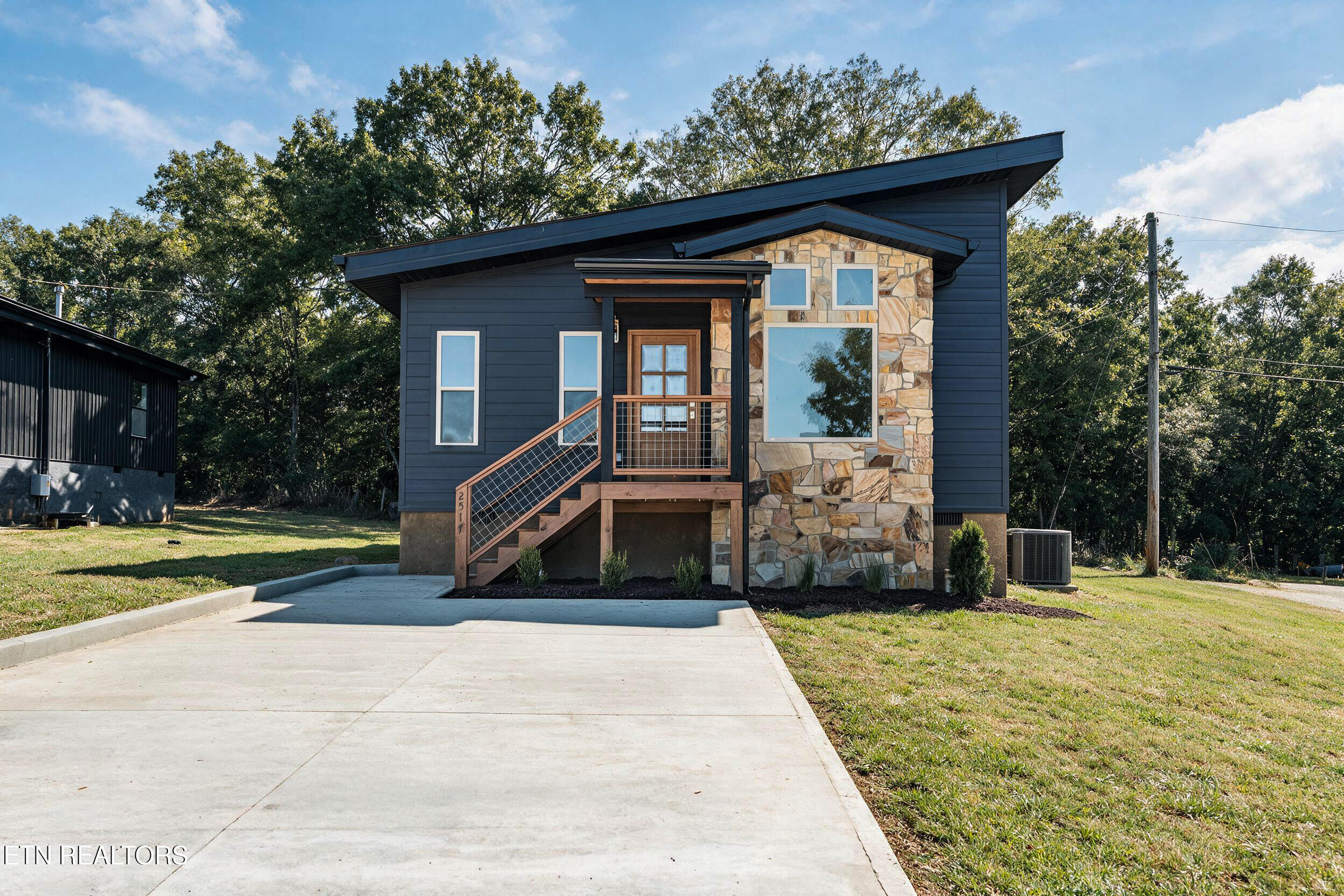 2517 Limestone Court Sevierville TN 37876