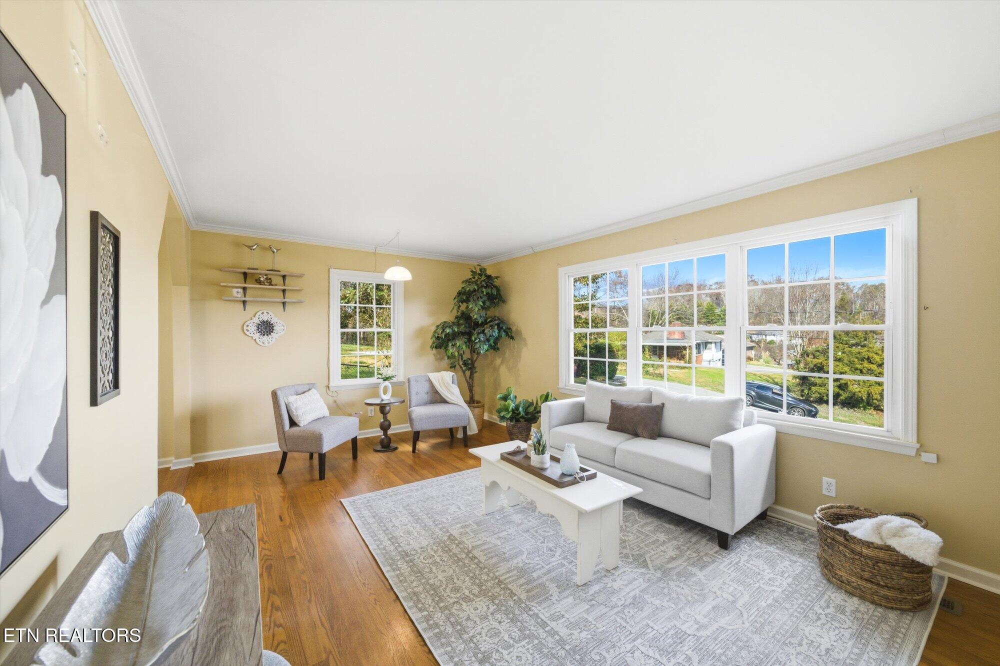 124 Crest Lane Clinton TN 37716