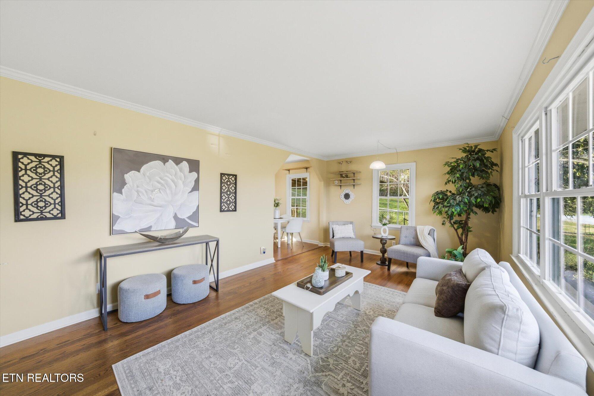 124 Crest Lane Clinton TN 37716