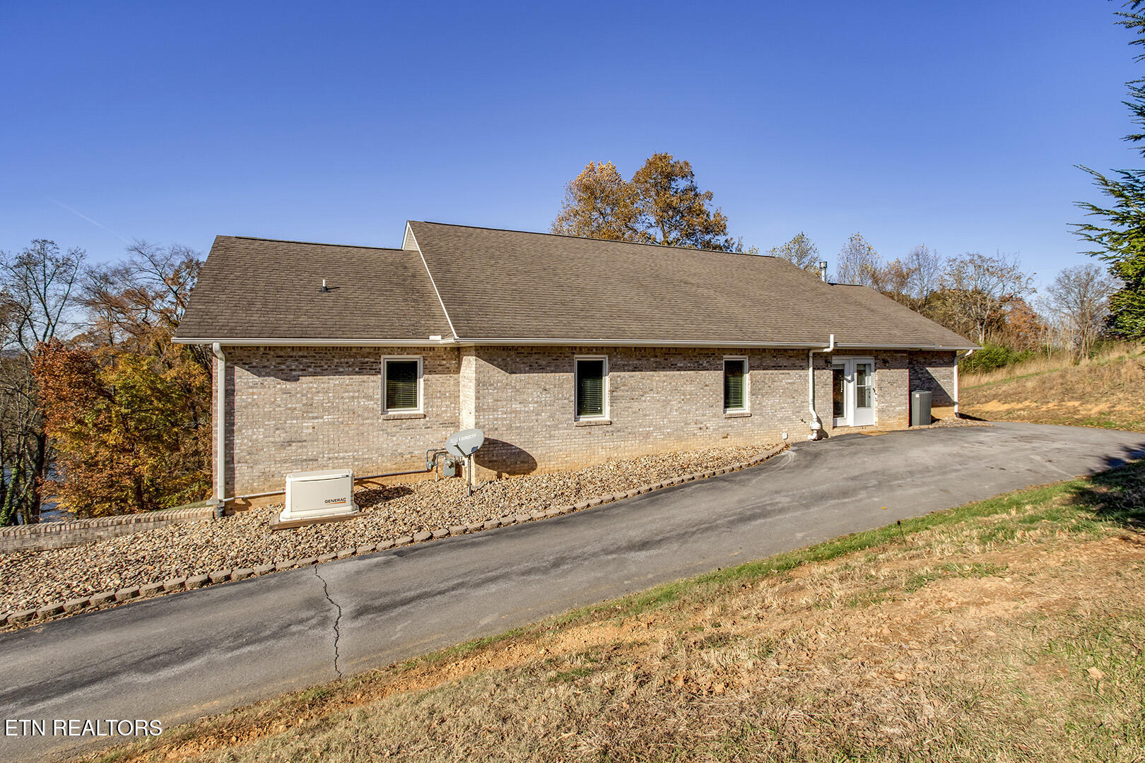 417 River Road Loudon TN 37774