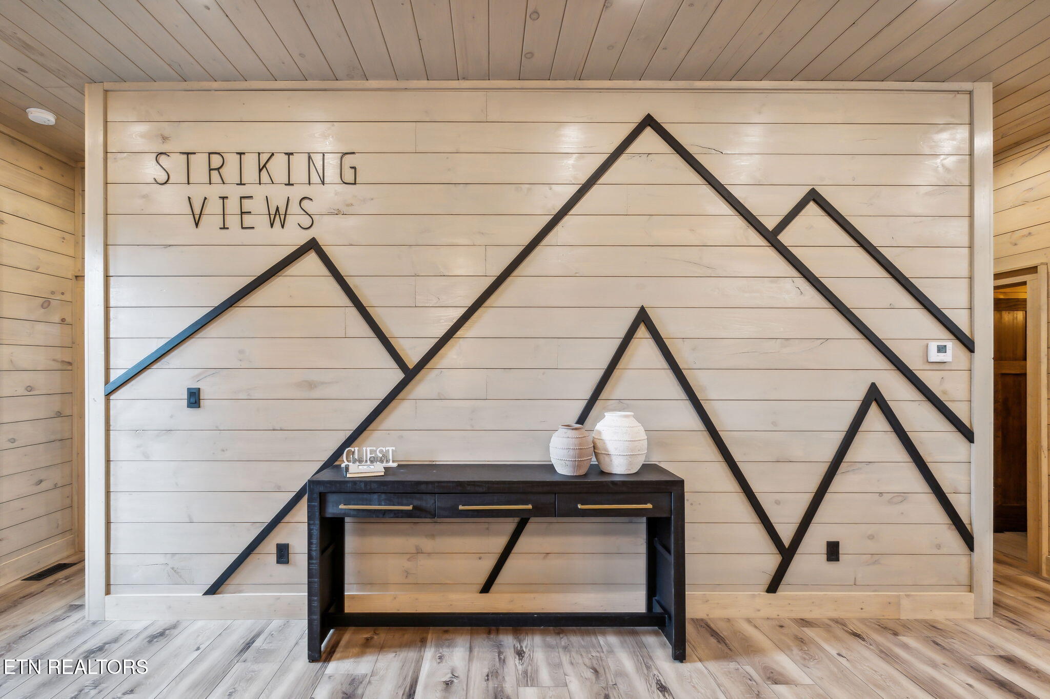 2525 Angelos Mountain Way Pigeon Forge TN 37862