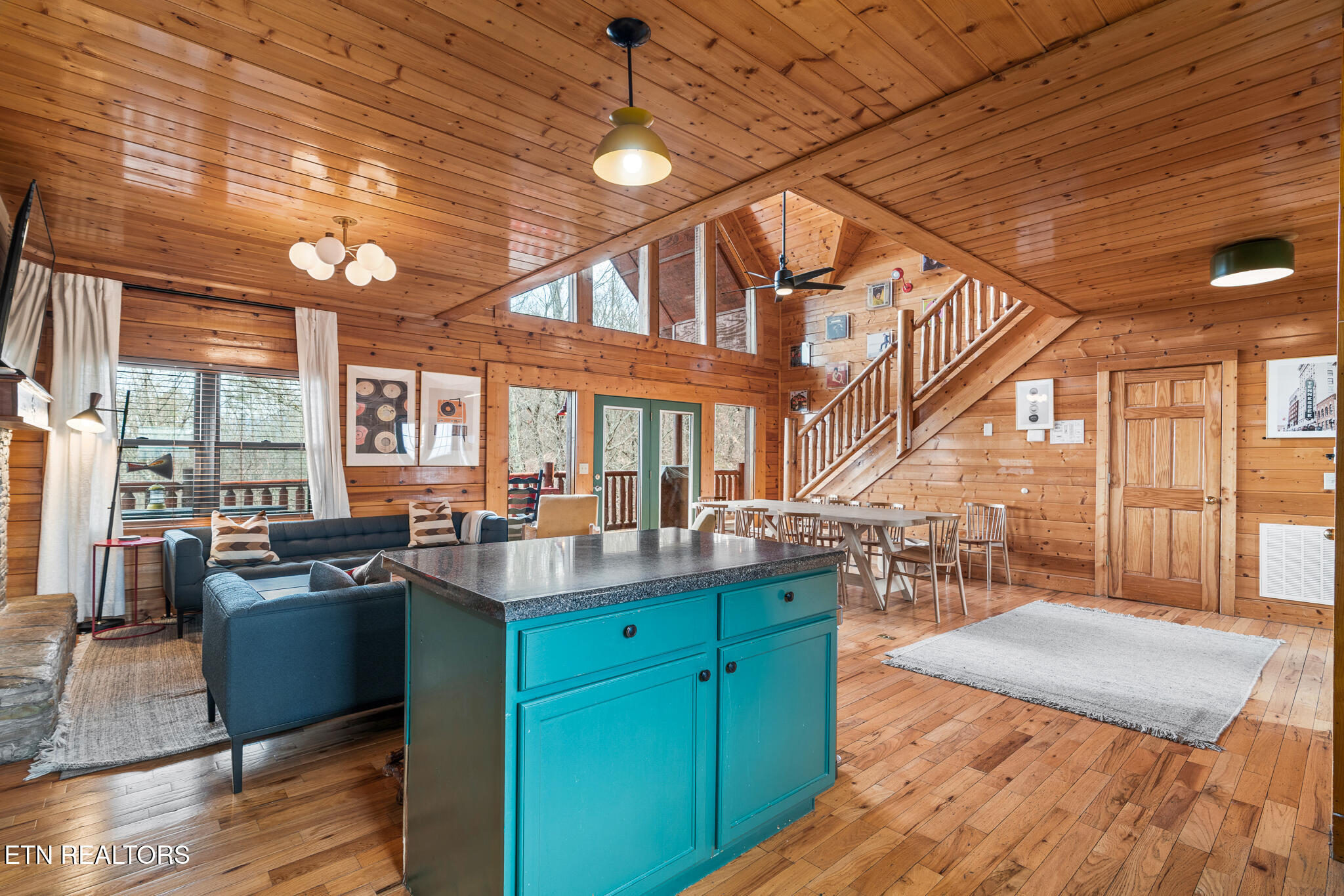 1551 Bears Den Way Sevierville TN 37876