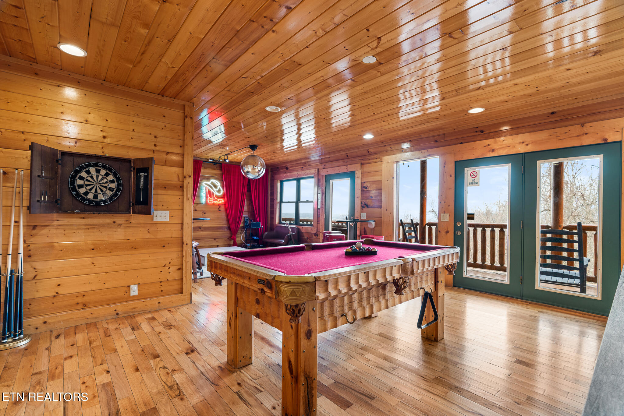 1551 Bears Den Way Sevierville TN 37876