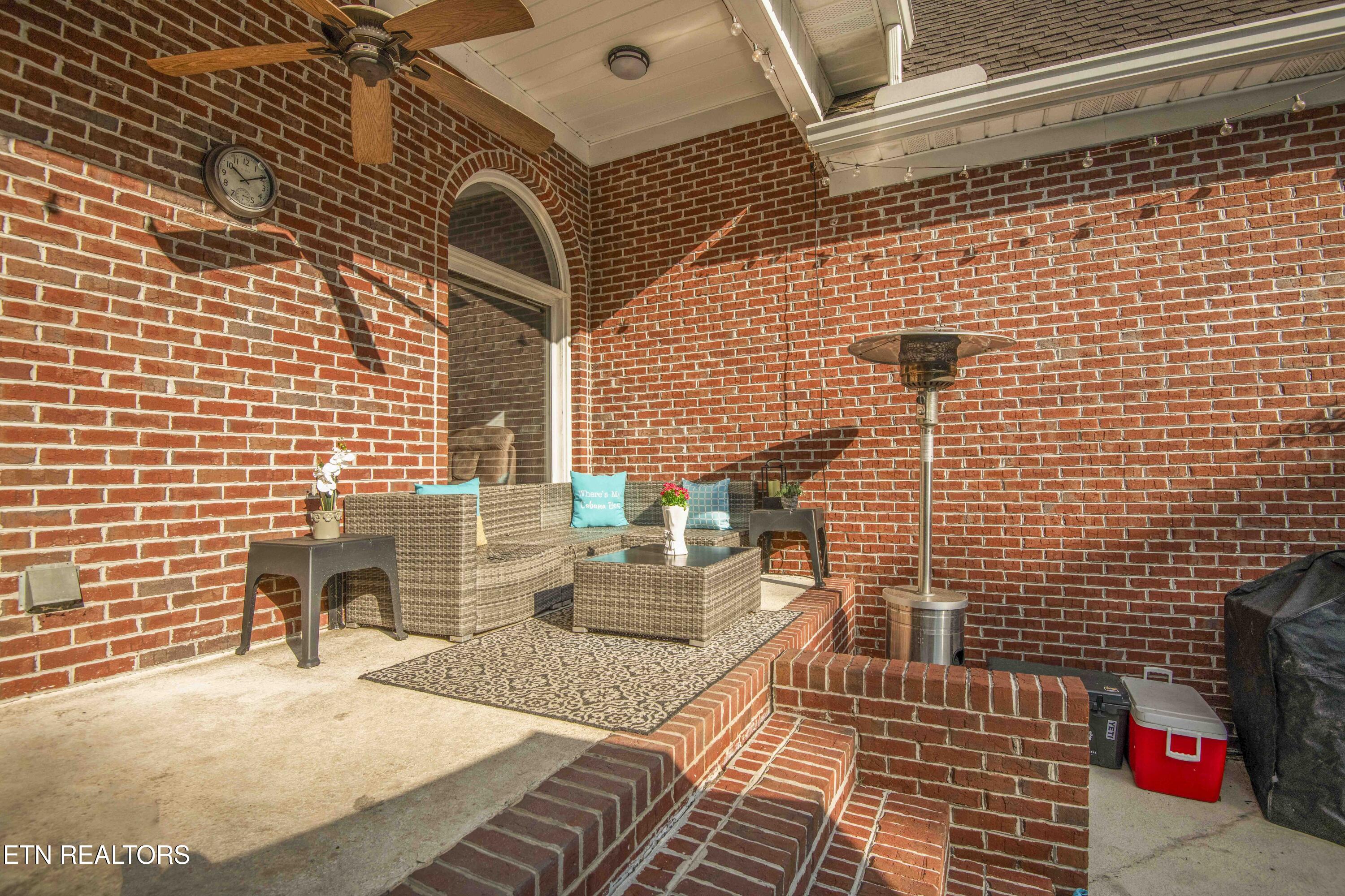 160 Grandview Lane Clinton TN 37716