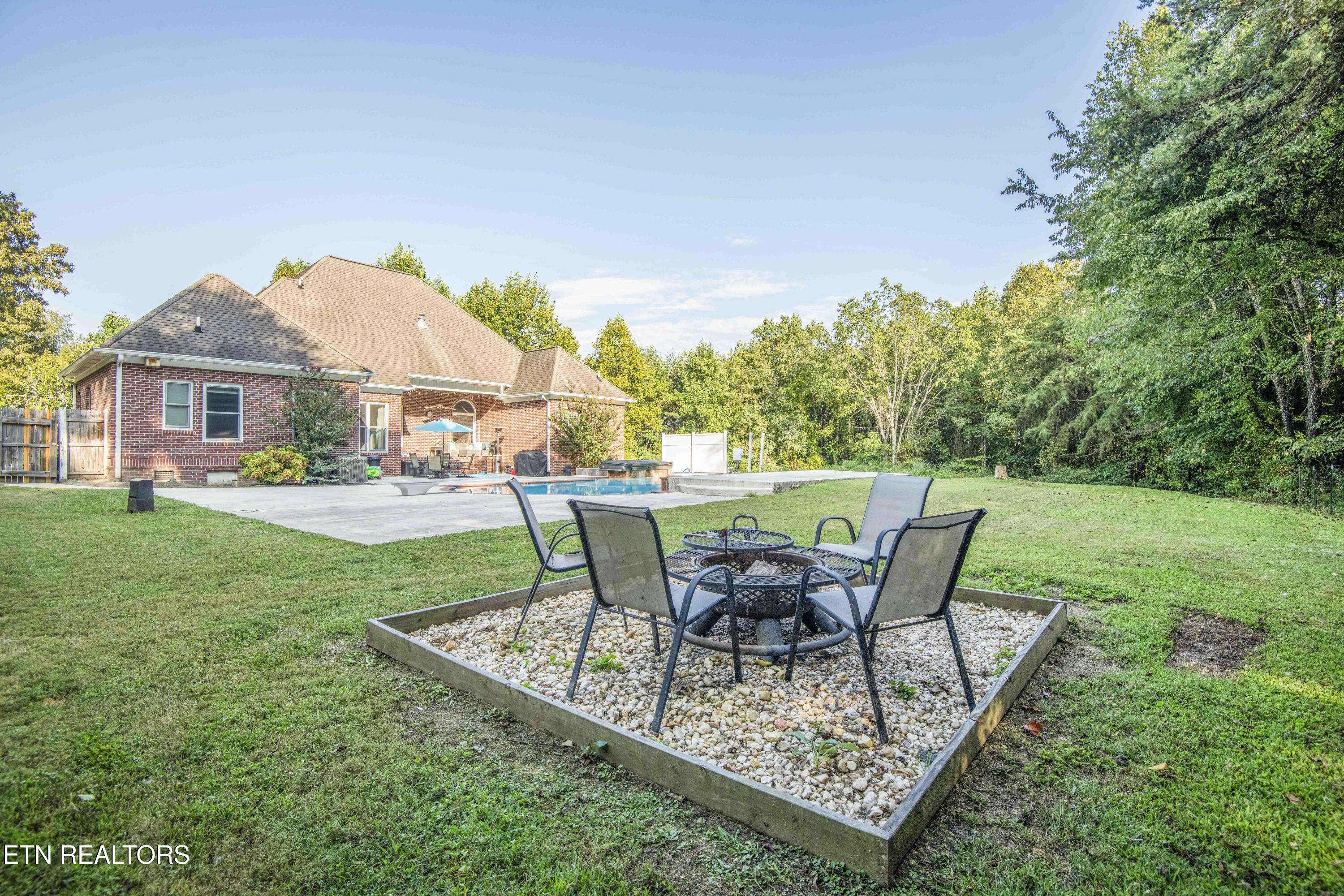 160 Grandview Lane Clinton TN 37716