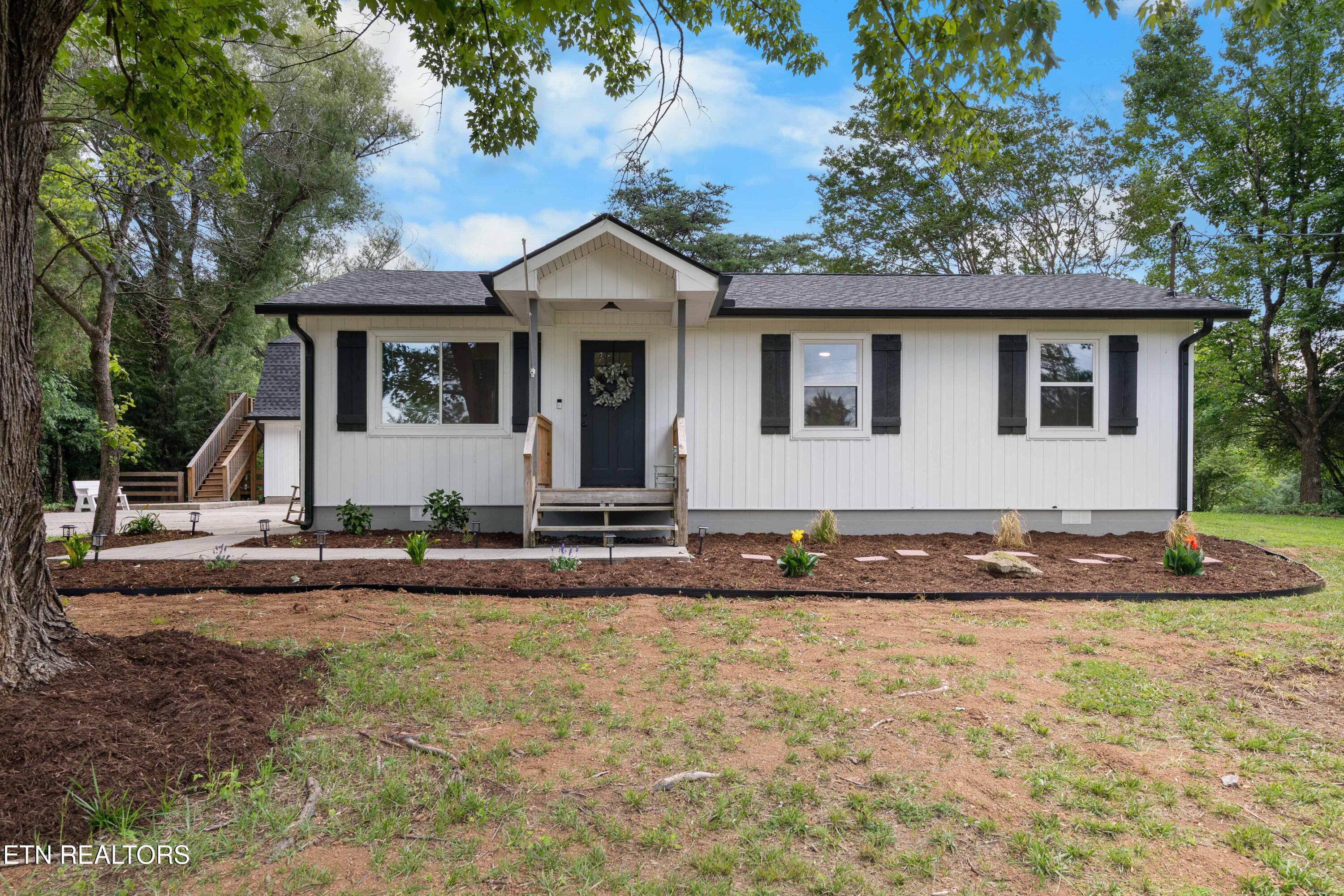 703 Little Dogwood Road Kingston TN 37763