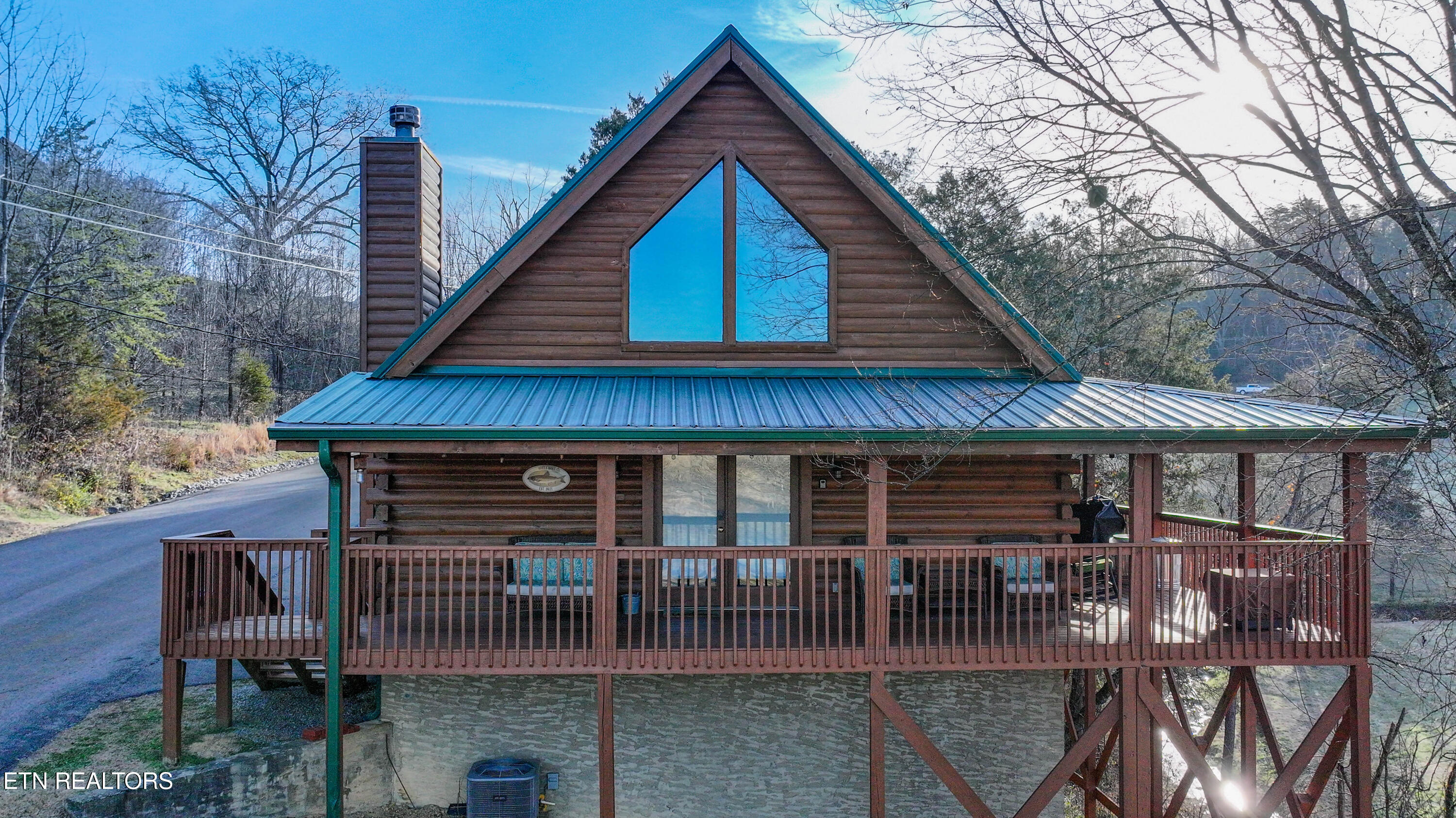 1915 Leatherwood Lane Sevierville TN 37862
