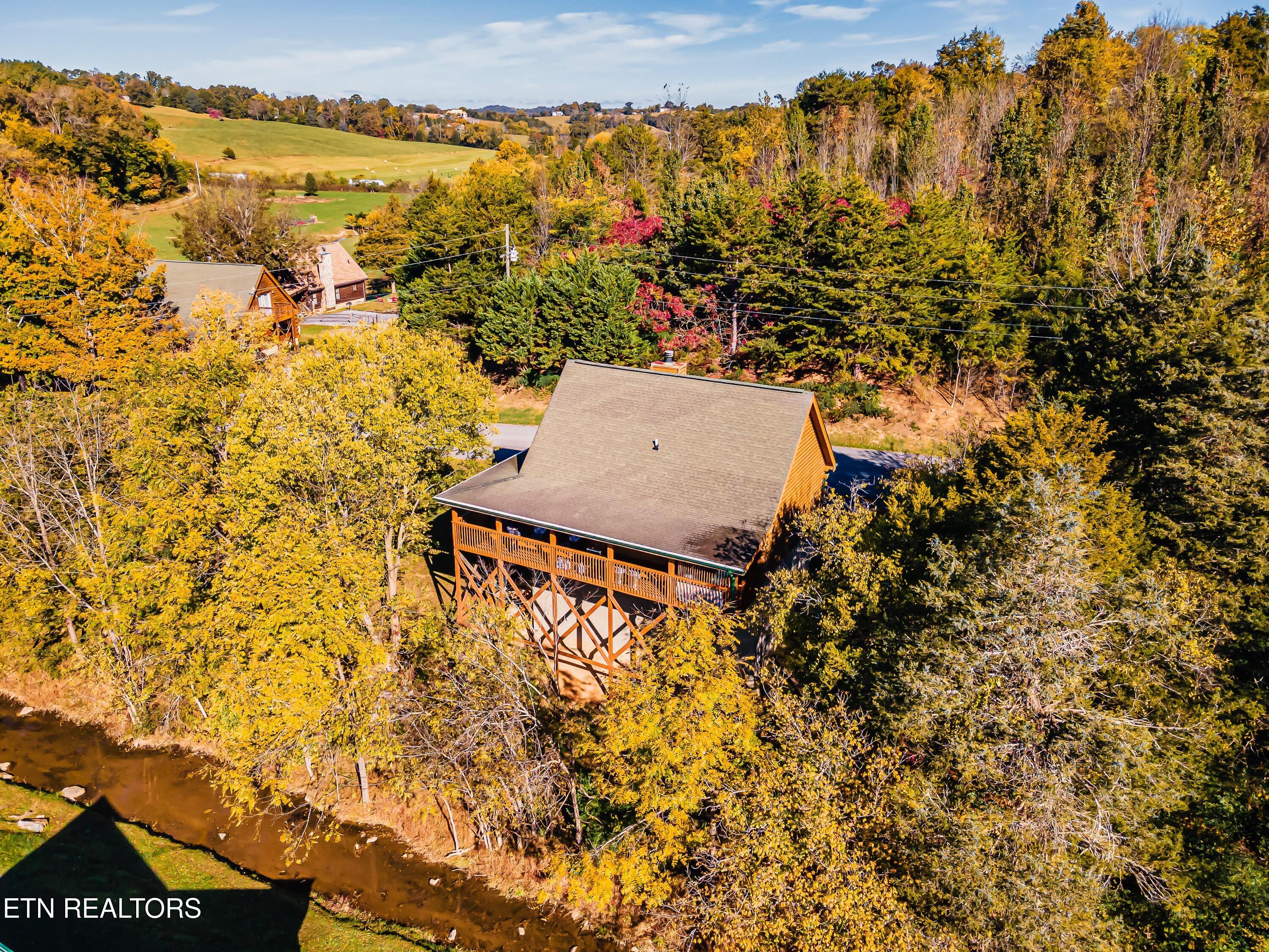 1915 Leatherwood Lane Sevierville TN 37862