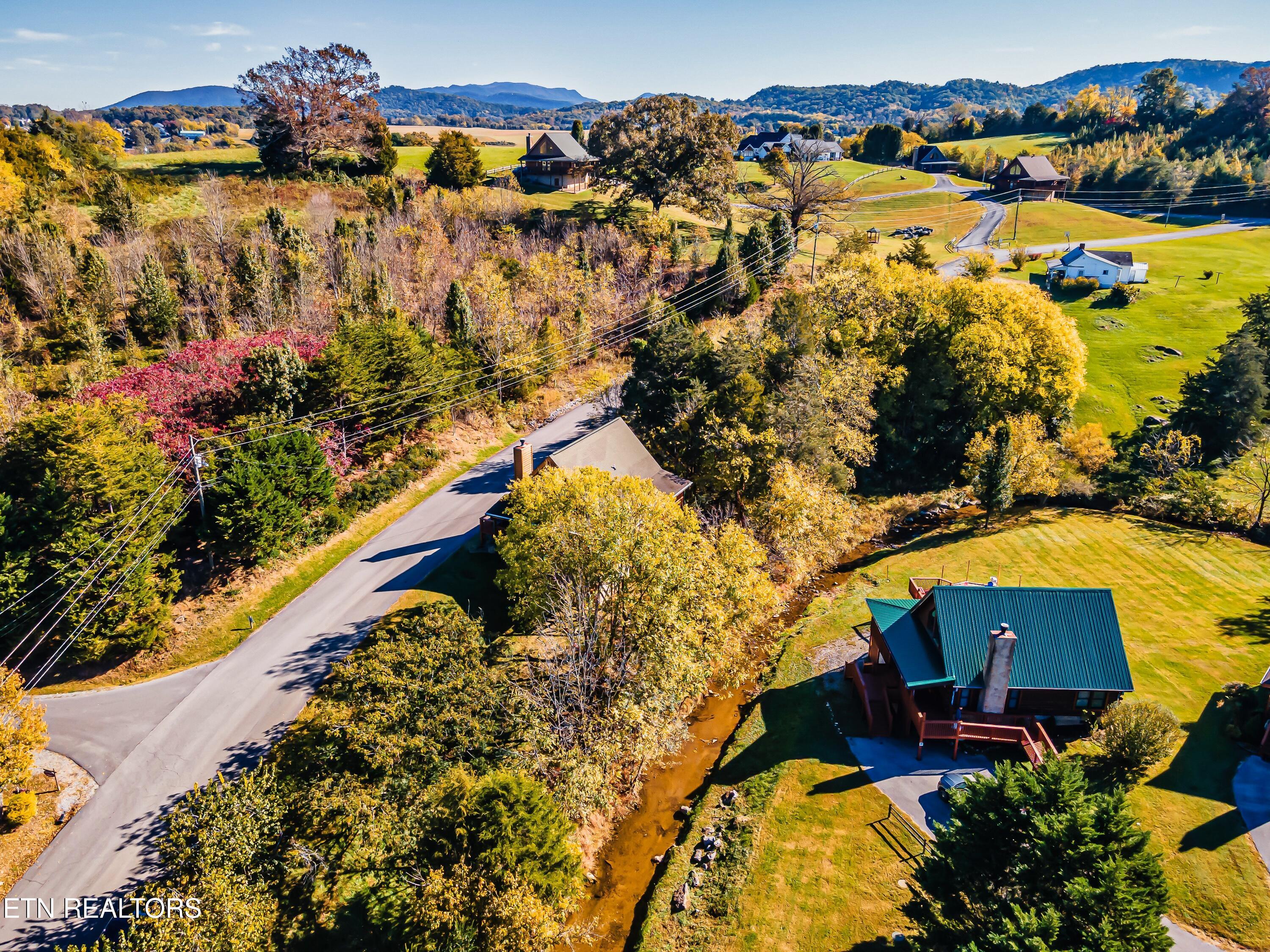 1915 Leatherwood Lane Sevierville TN 37862