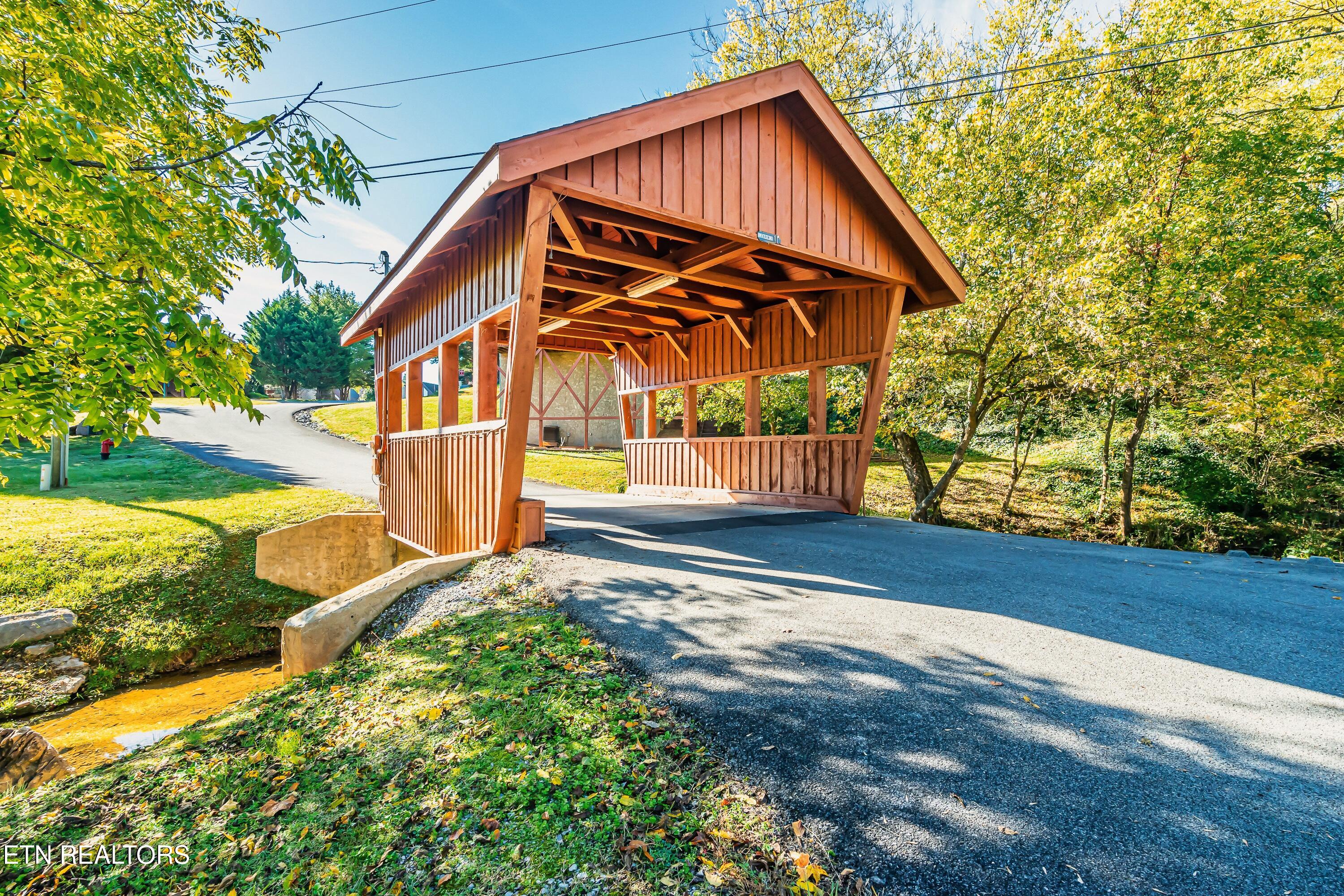 1915 Leatherwood Lane Sevierville TN 37862