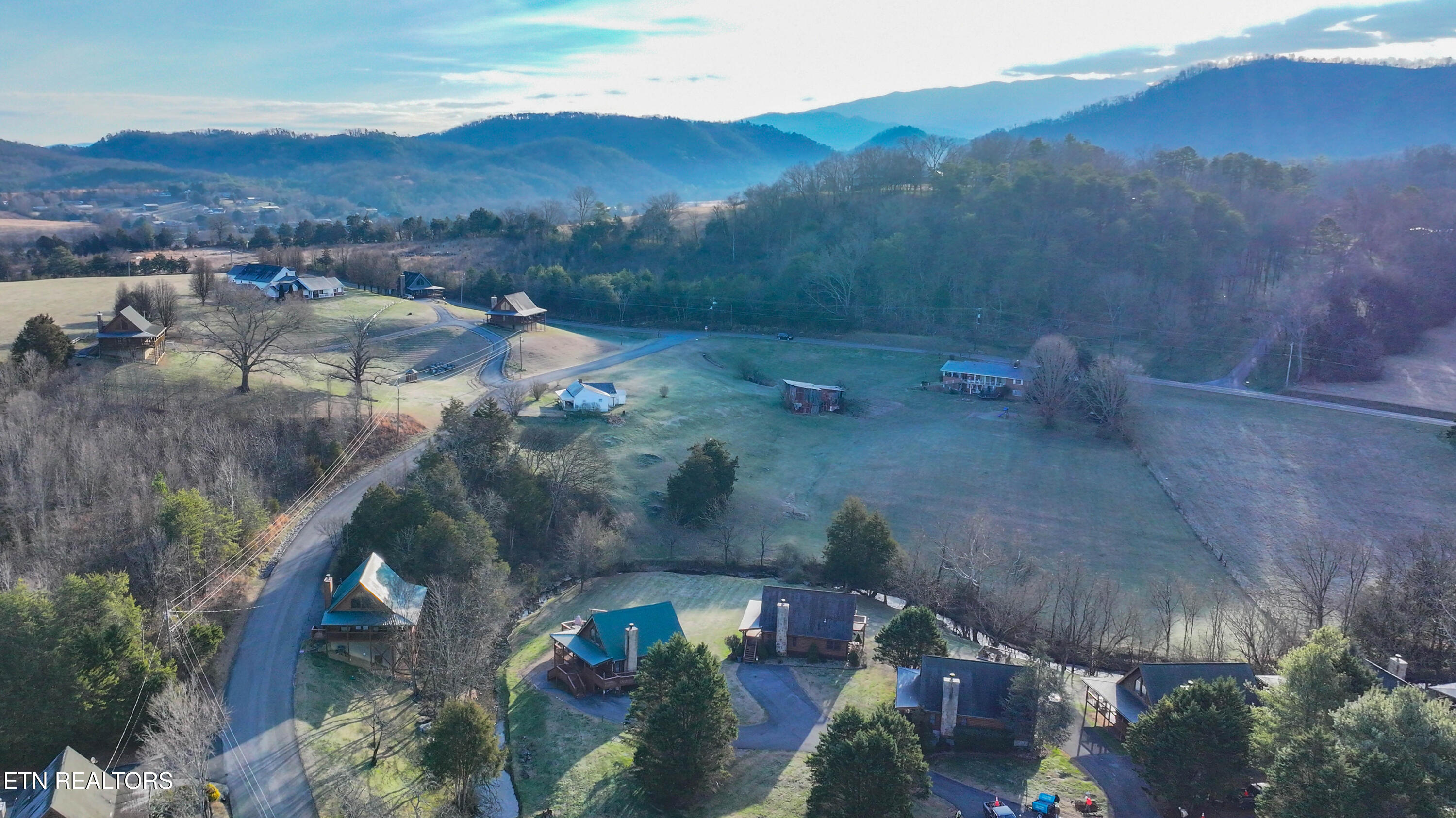 1915 Leatherwood Lane Sevierville TN 37862