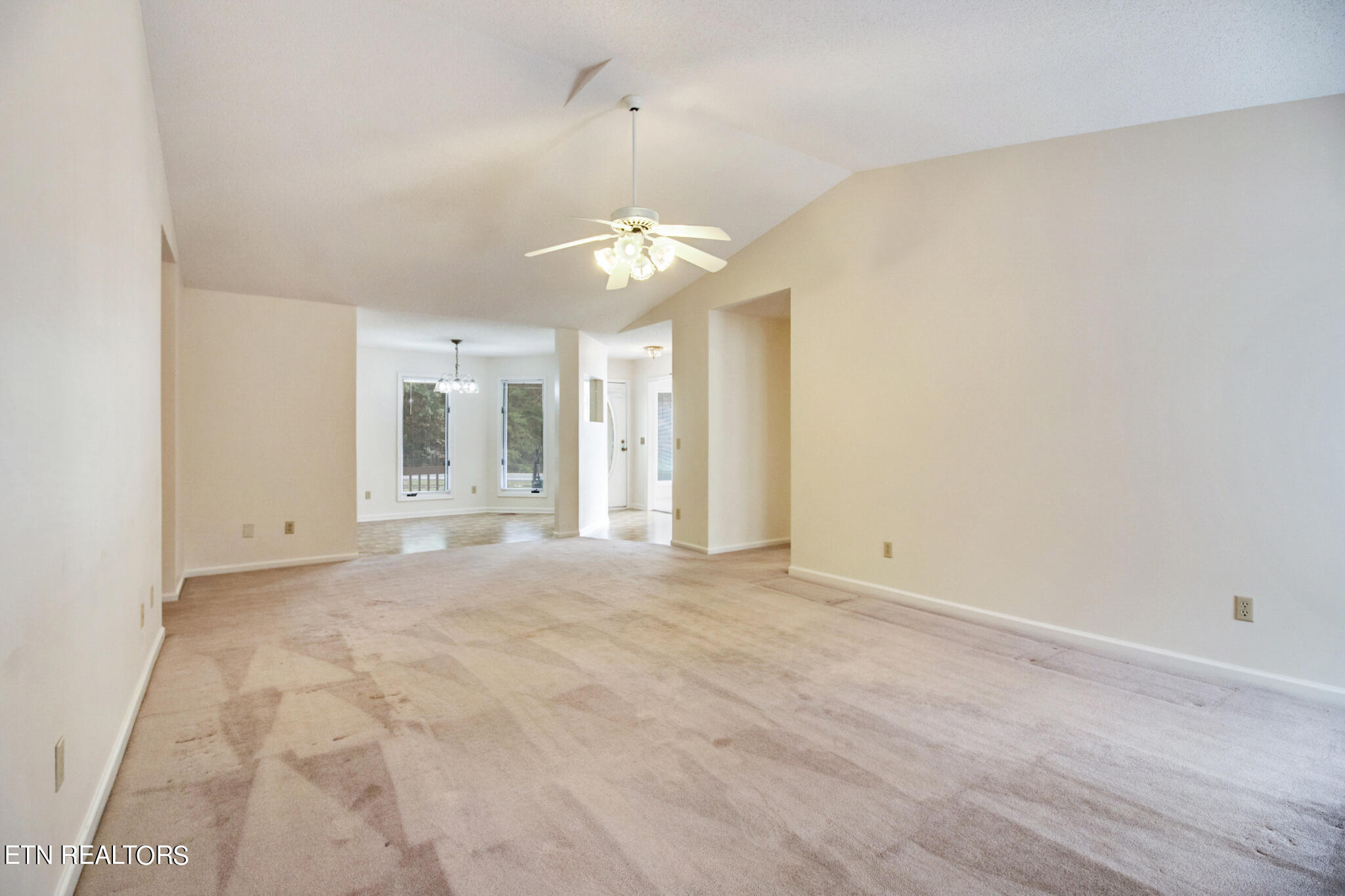 470 Lakeview Drive Crossville TN 38558