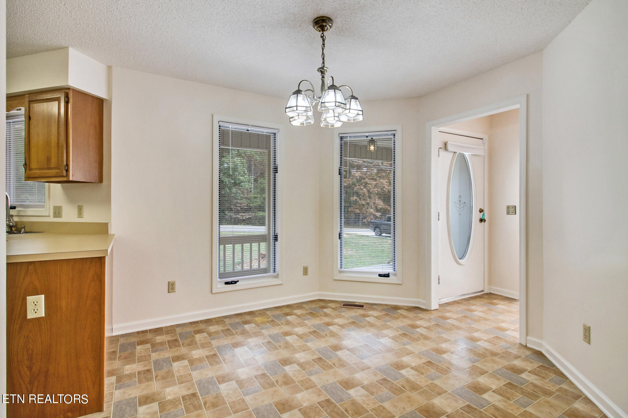 470 Lakeview Drive Crossville TN 38558