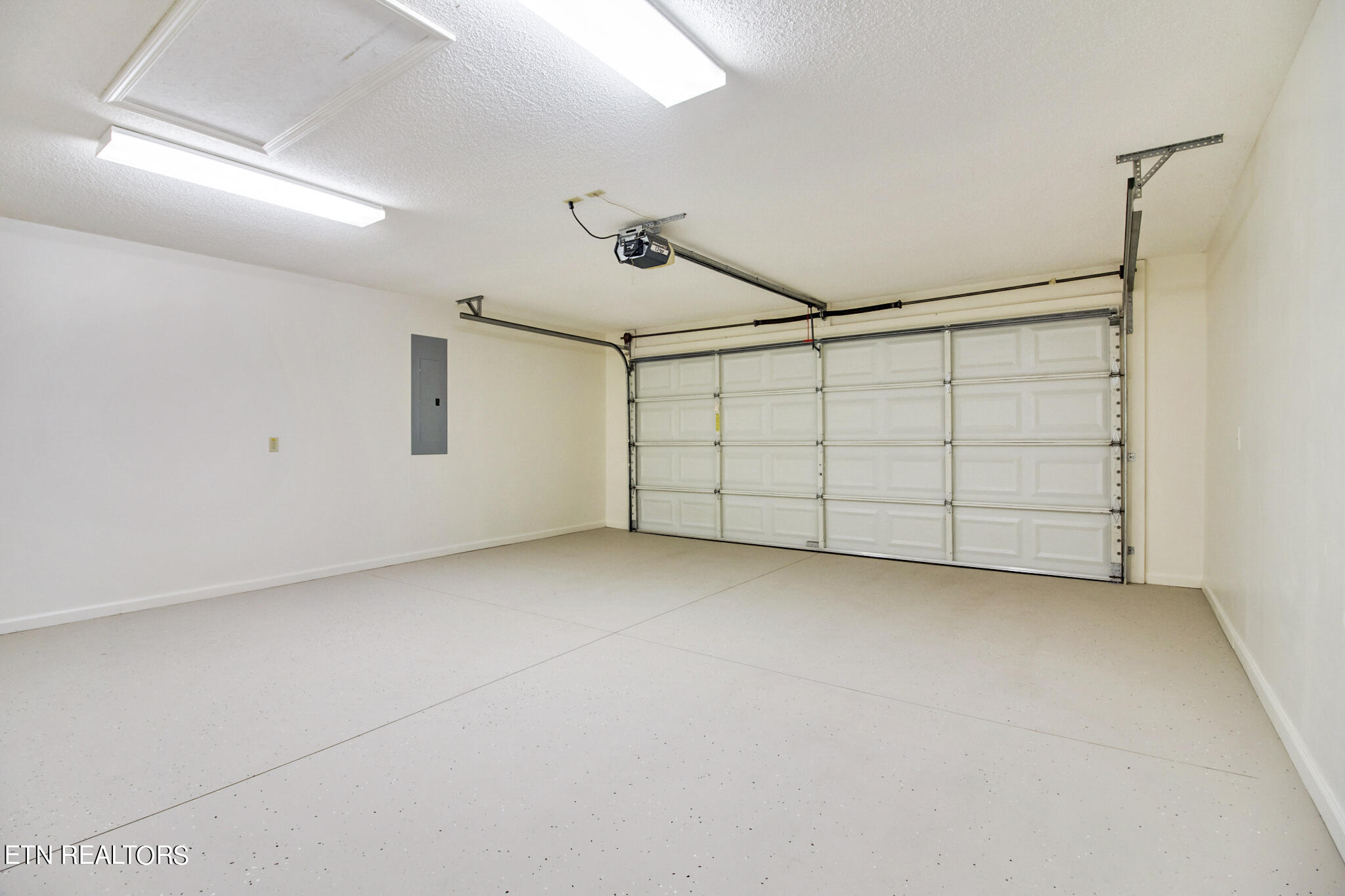 470 Lakeview Drive Crossville TN 38558