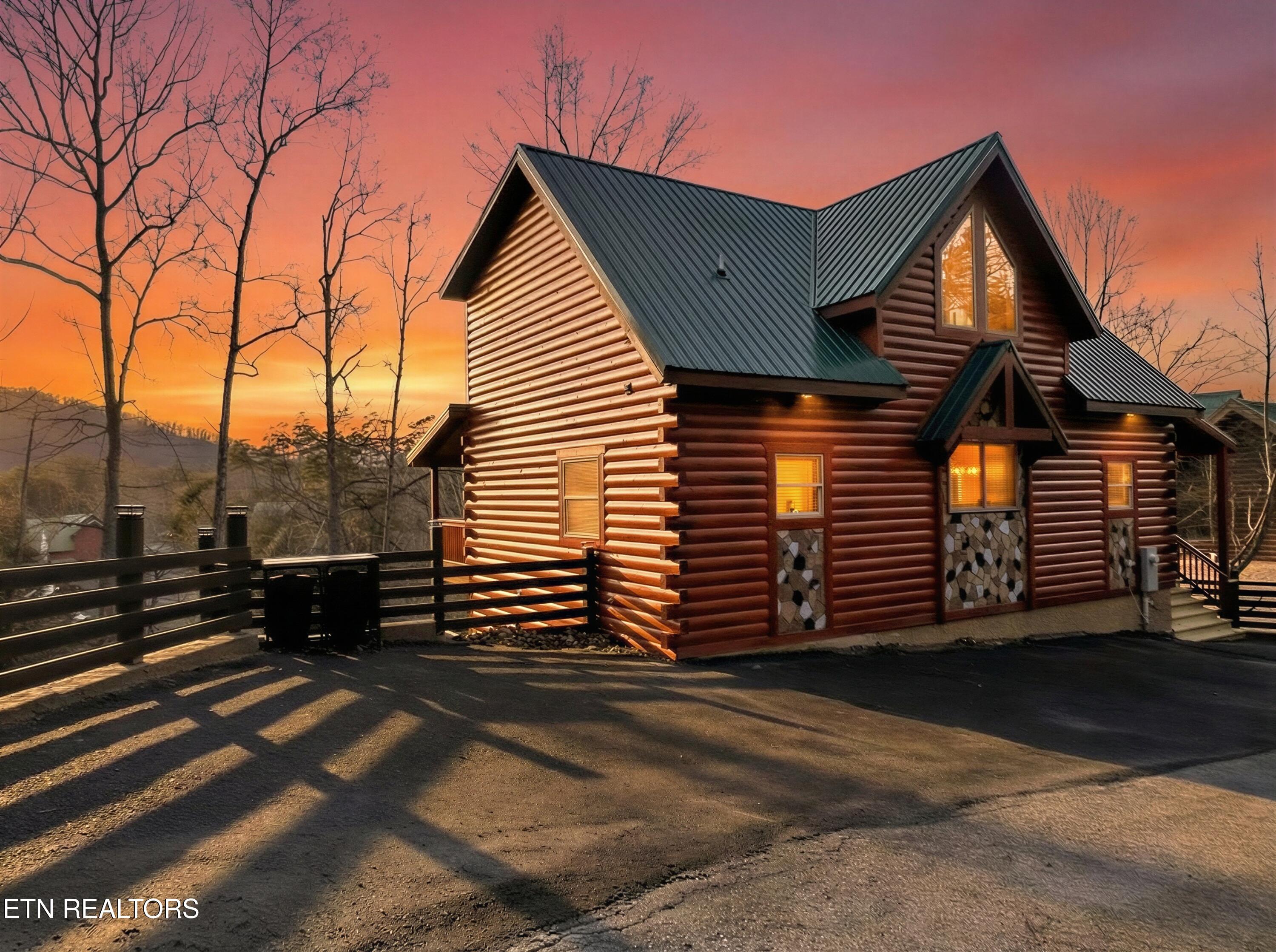 765 Chickasaw Gap Way Pigeon Forge TN 37863