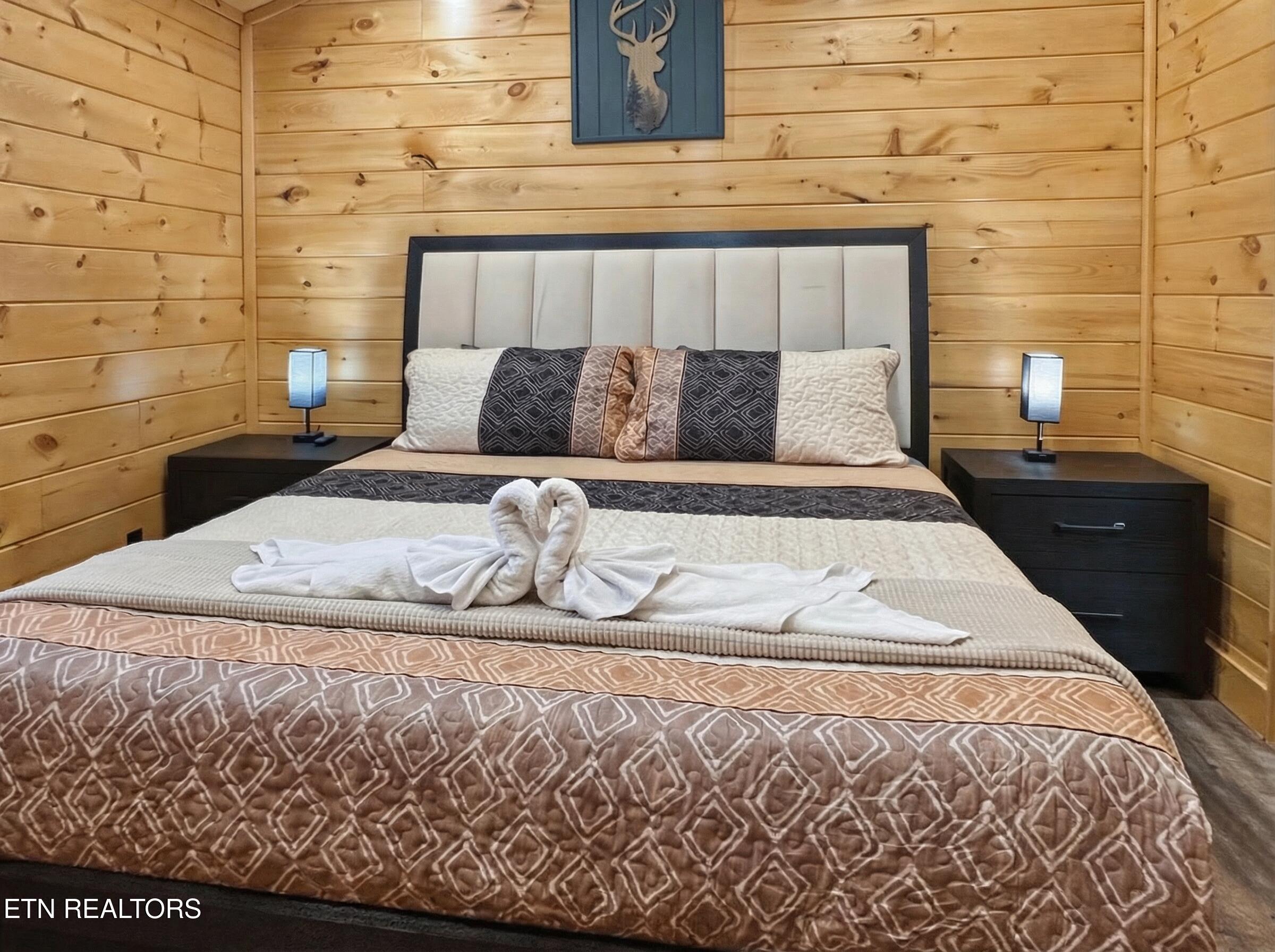 765 Chickasaw Gap Way Pigeon Forge TN 37863