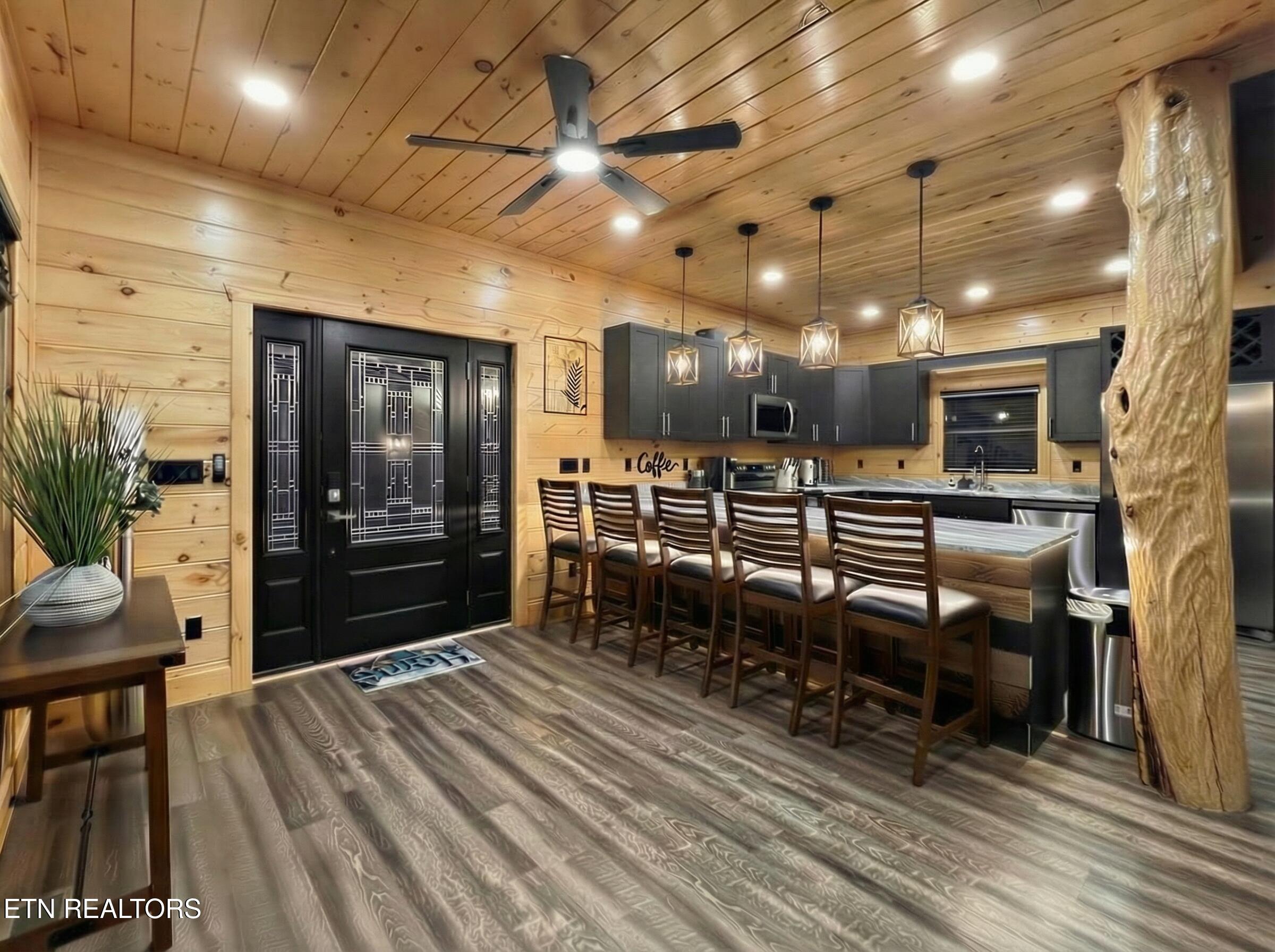 765 Chickasaw Gap Way Pigeon Forge TN 37863