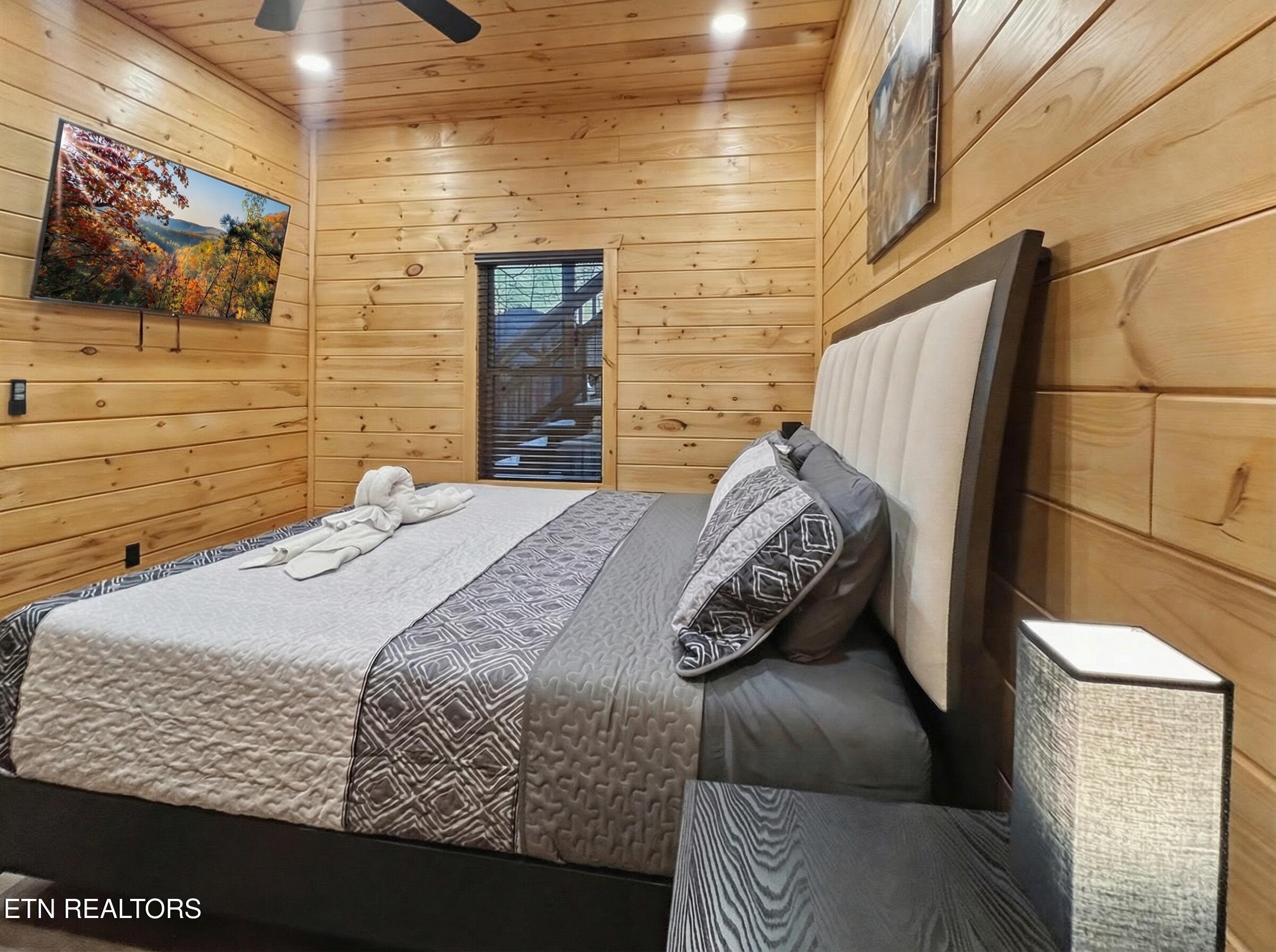 765 Chickasaw Gap Way Pigeon Forge TN 37863