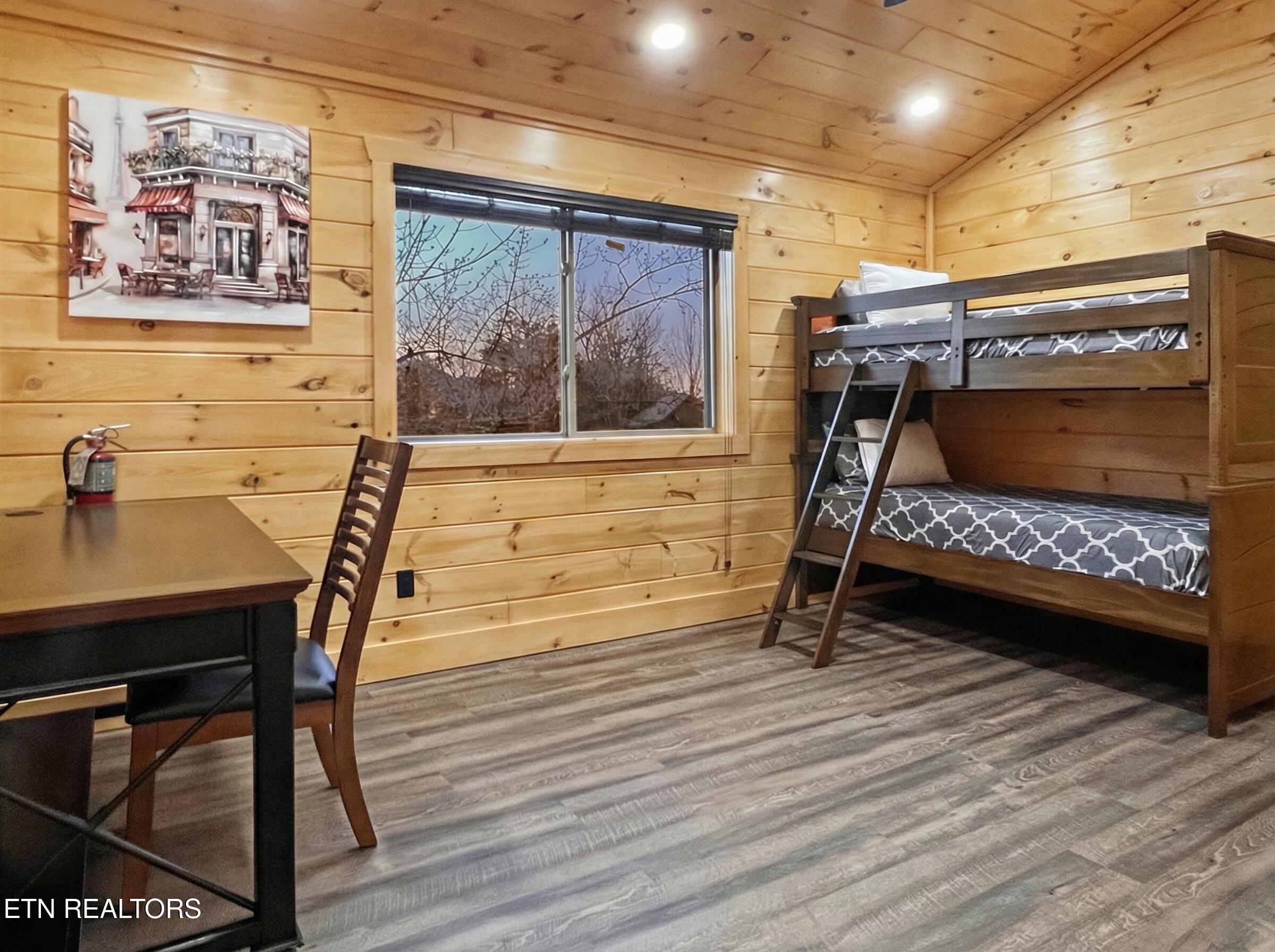 765 Chickasaw Gap Way Pigeon Forge TN 37863