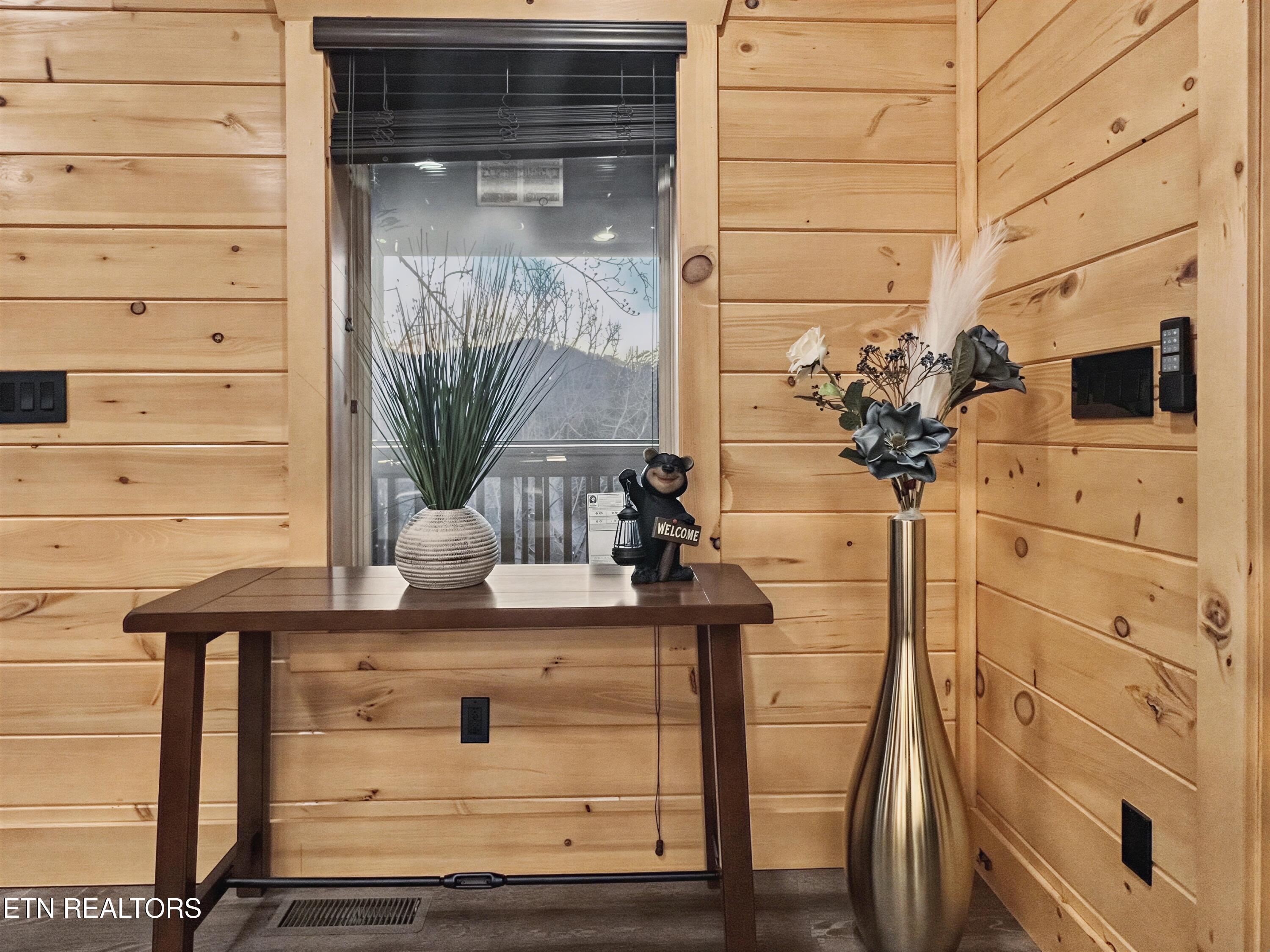 765 Chickasaw Gap Way Pigeon Forge TN 37863