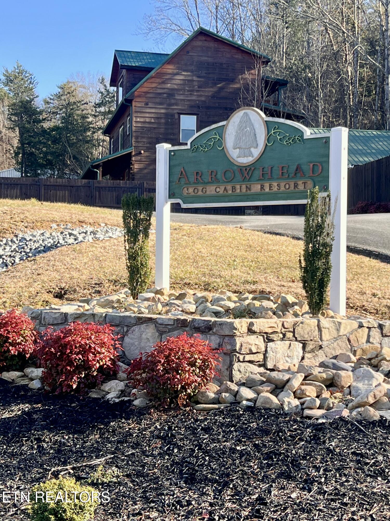 765 Chickasaw Gap Way Pigeon Forge TN 37863
