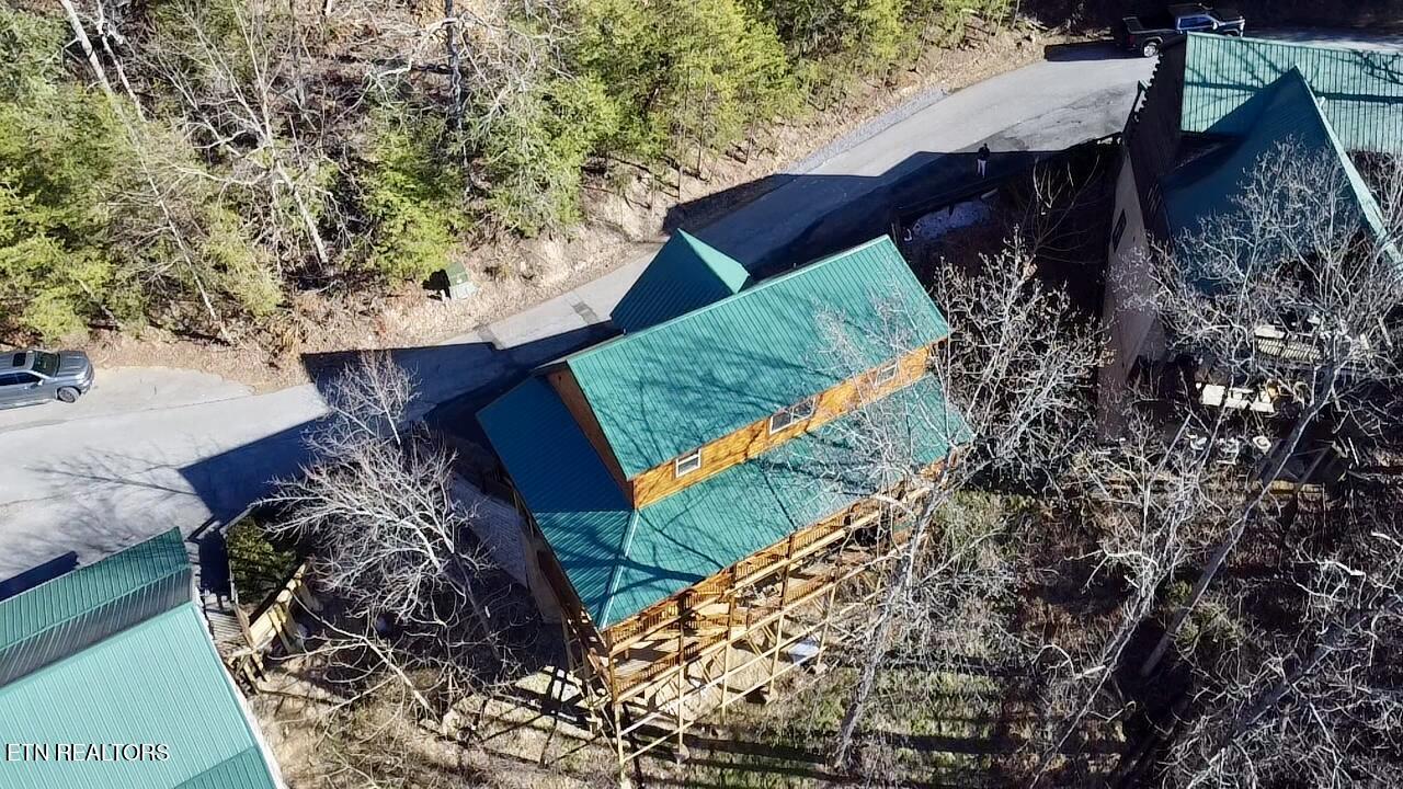 765 Chickasaw Gap Way Pigeon Forge TN 37863