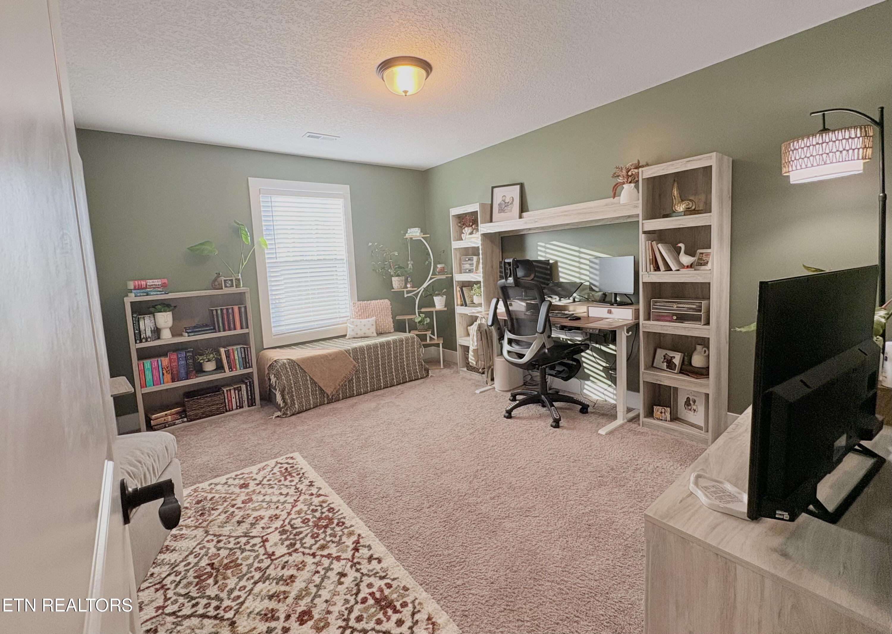 7328 Freedom Bell Avenue Powell TN 37849