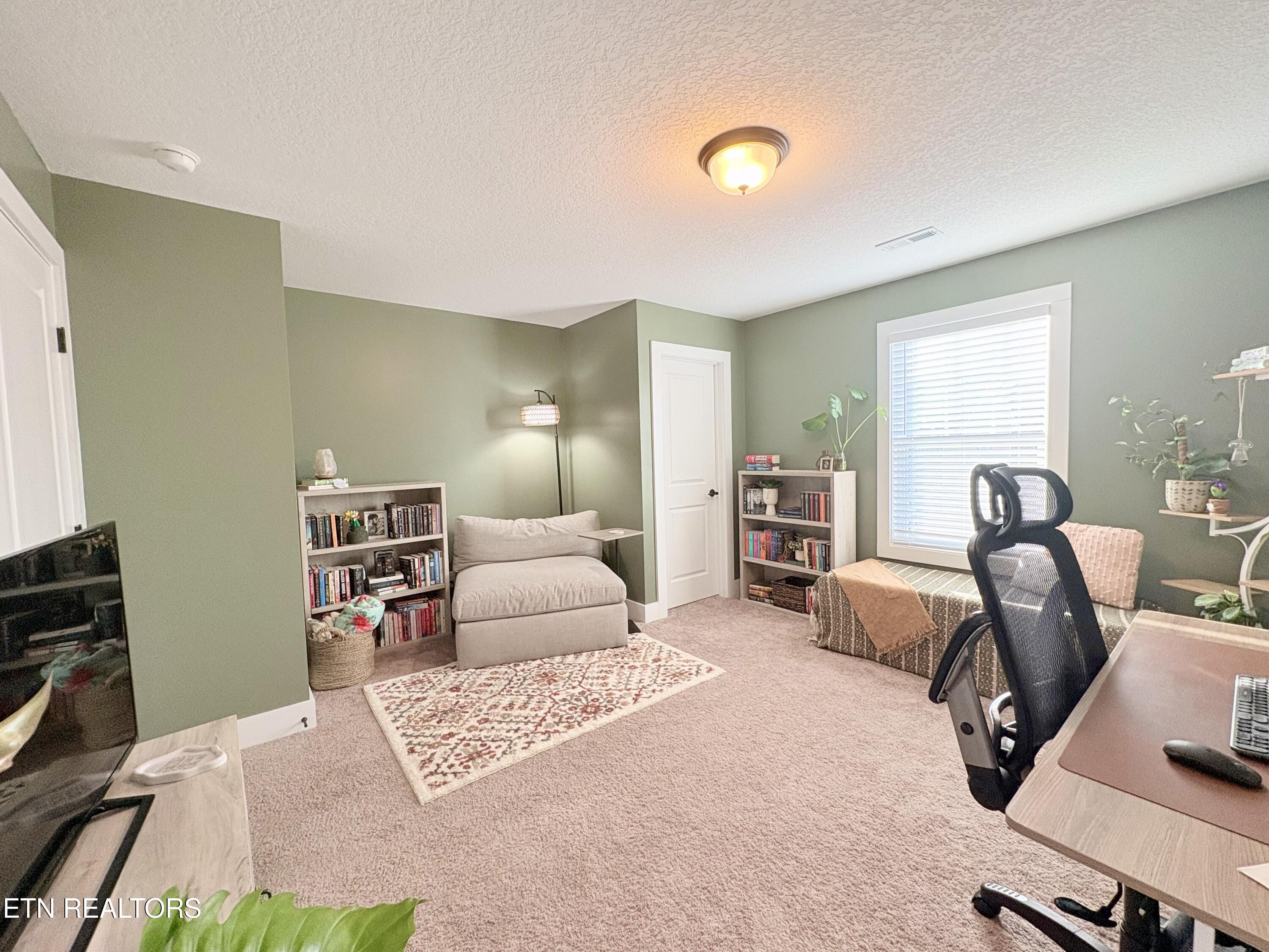 7328 Freedom Bell Avenue Powell TN 37849