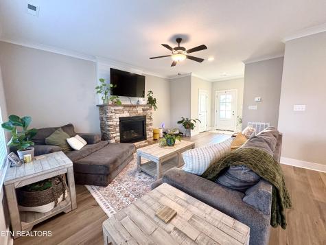 7328 Freedom Bell Avenue Powell TN 37849