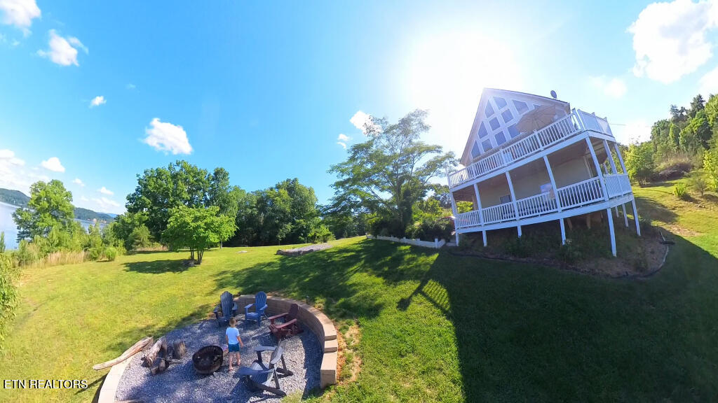 2140 White Oak Trail Dandridge TN 37725