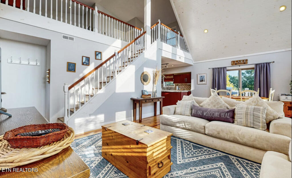 2140 White Oak Trail Dandridge TN 37725