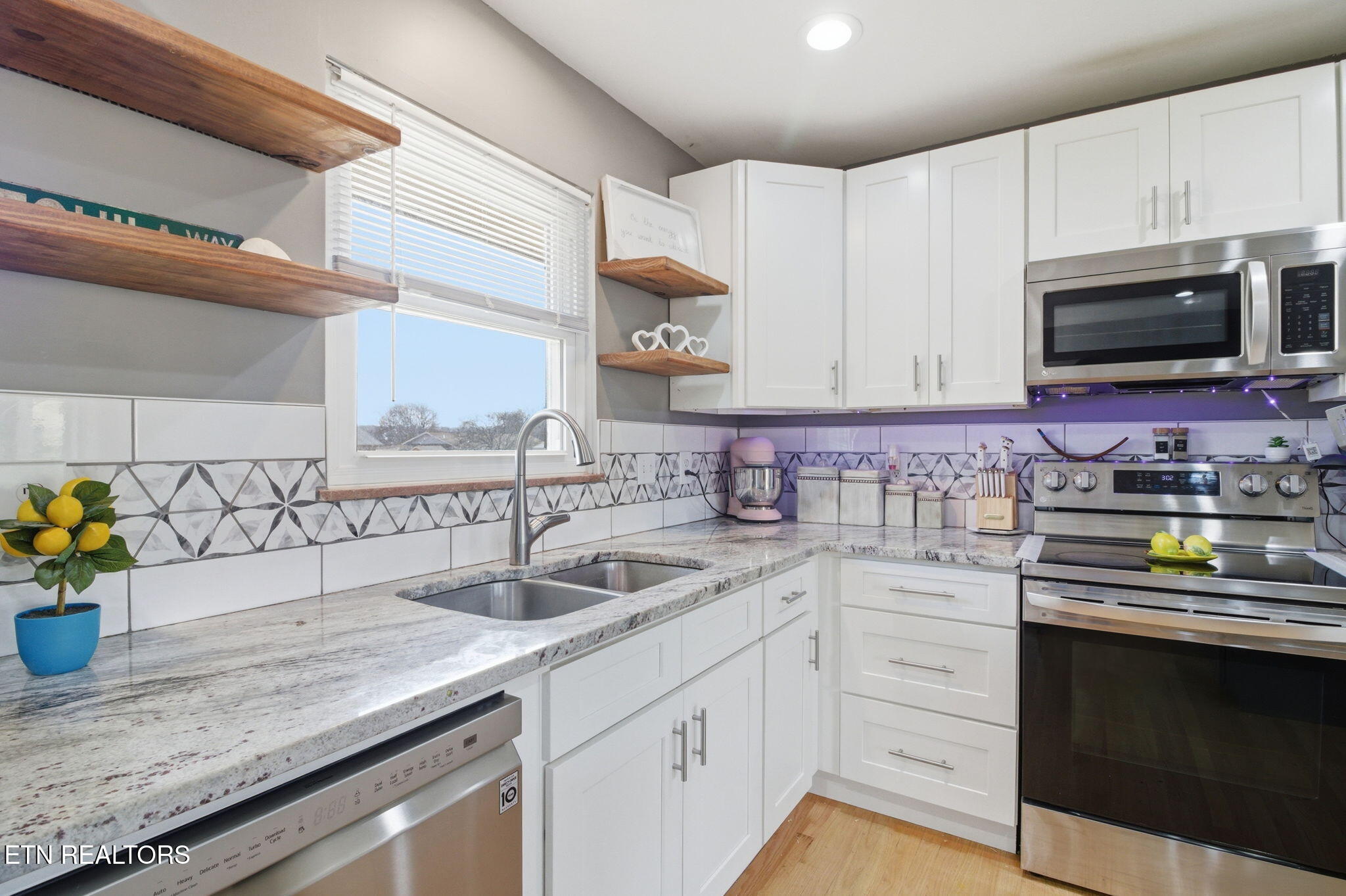 1239 S Old Sevierville Pike Seymour TN 37865
