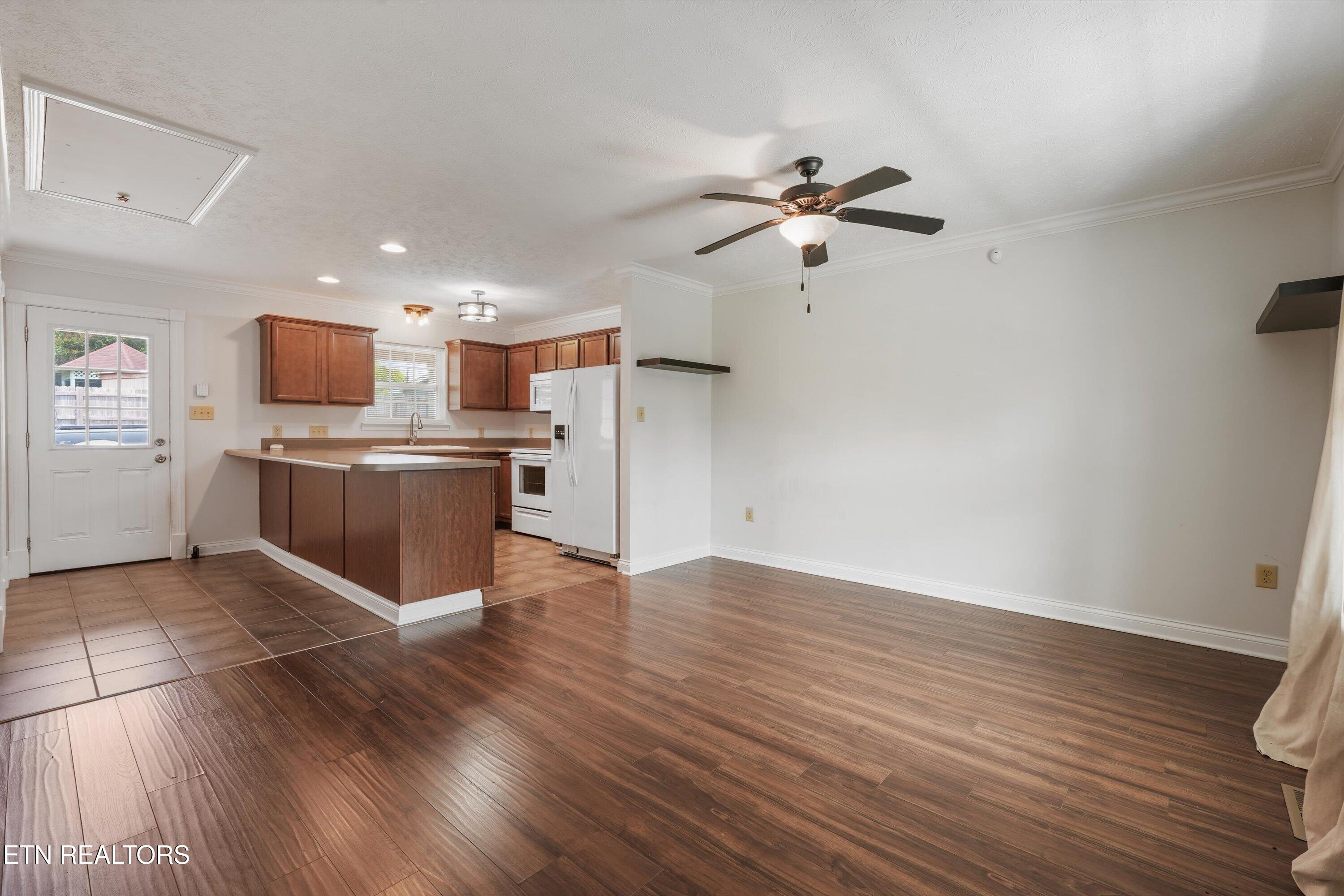 4516 Pleasant Ridge Road Knoxville TN 37912