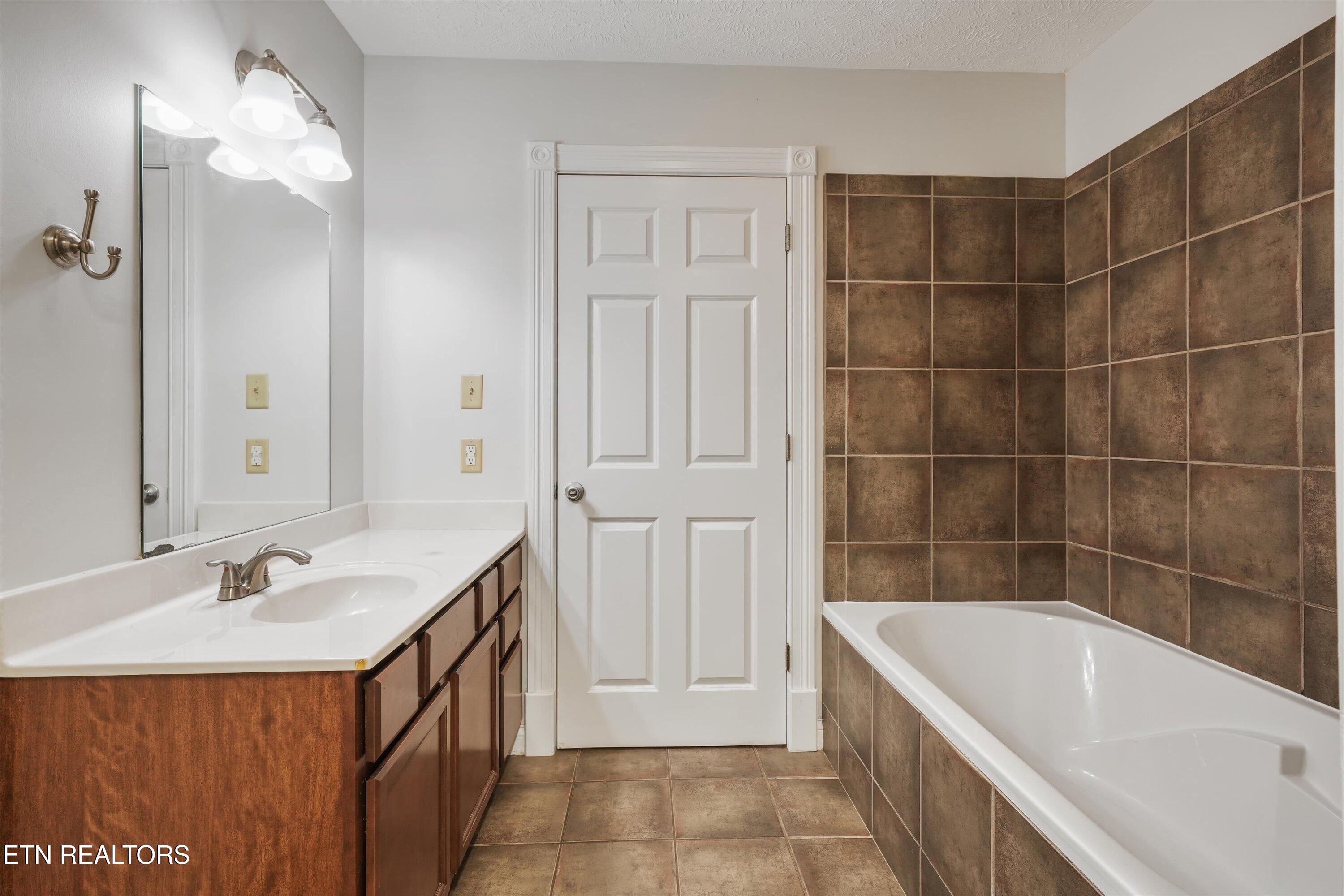 4516 Pleasant Ridge Road Knoxville TN 37912