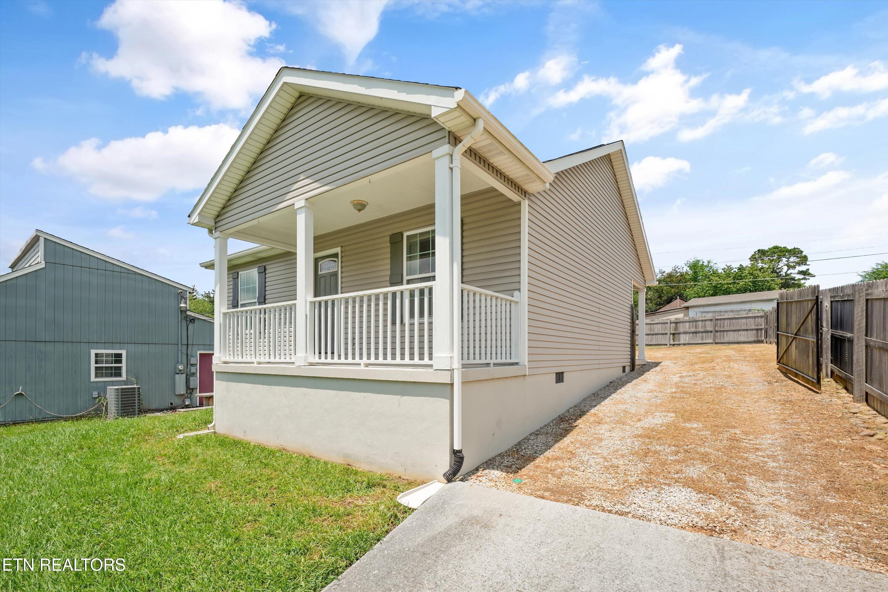 4516 Pleasant Ridge Road Knoxville TN 37912