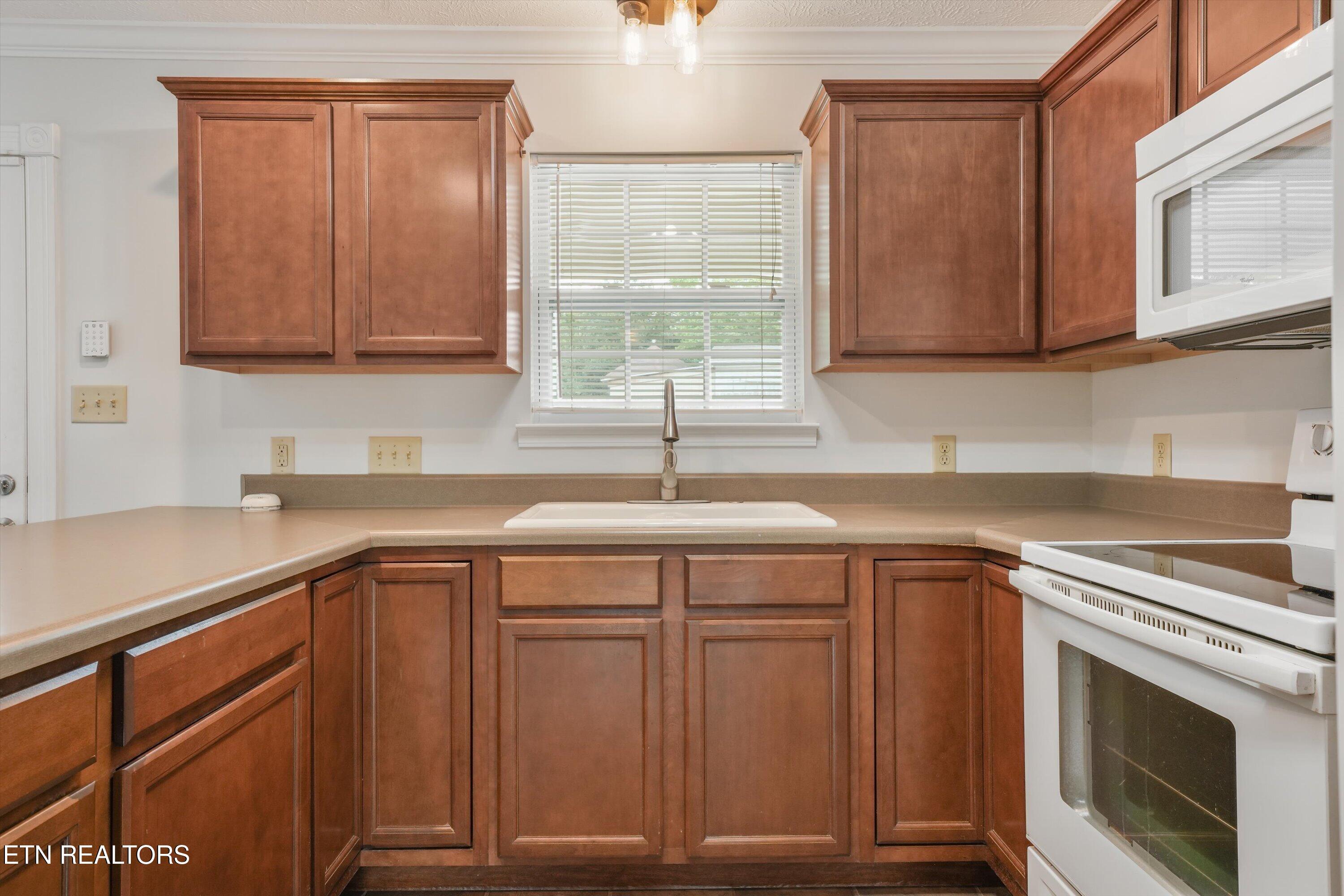 4516 Pleasant Ridge Road Knoxville TN 37912