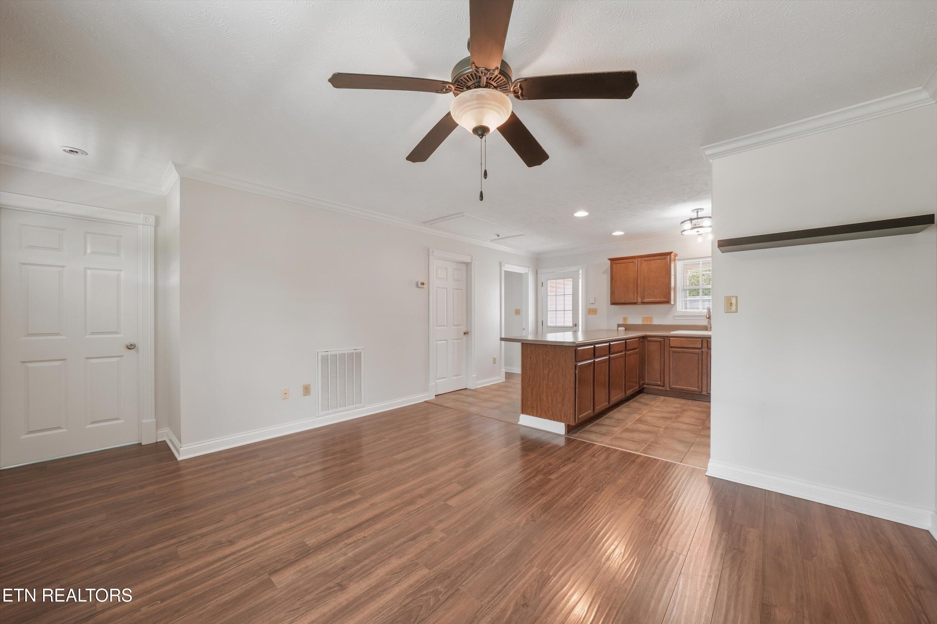 4516 Pleasant Ridge Road Knoxville TN 37912