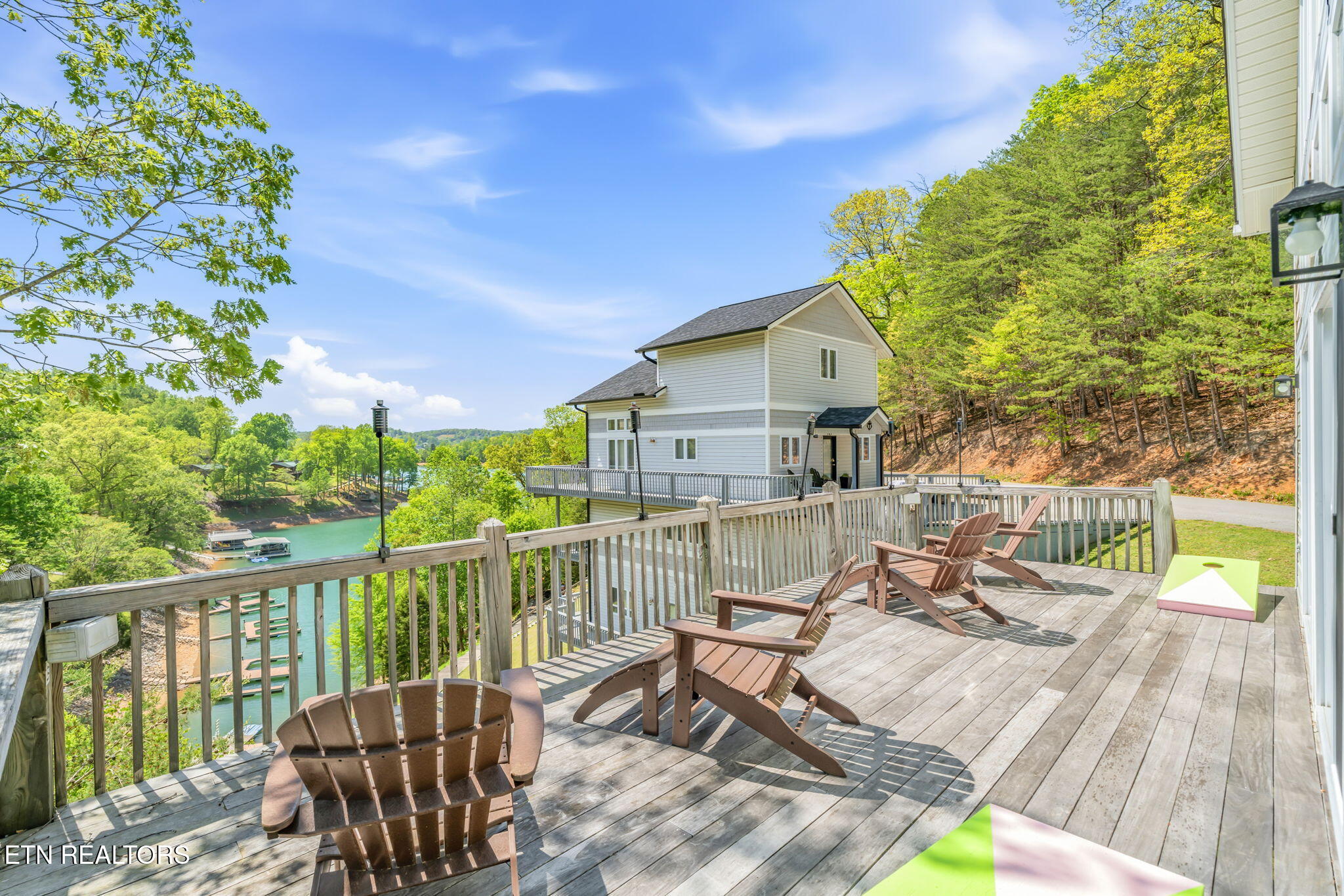551 Deerwood Lane Lafollette TN 37766