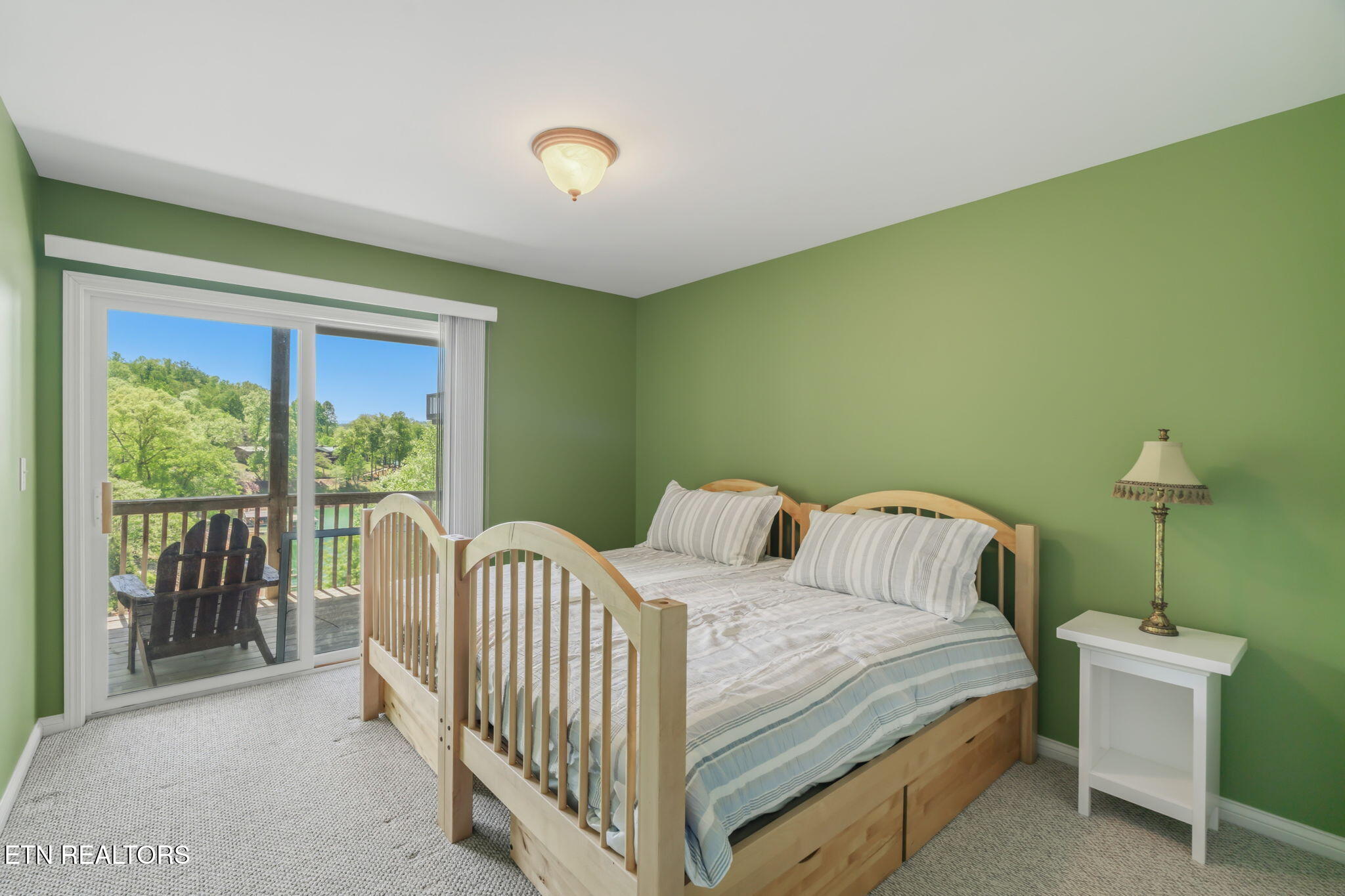 551 Deerwood Lane Lafollette TN 37766