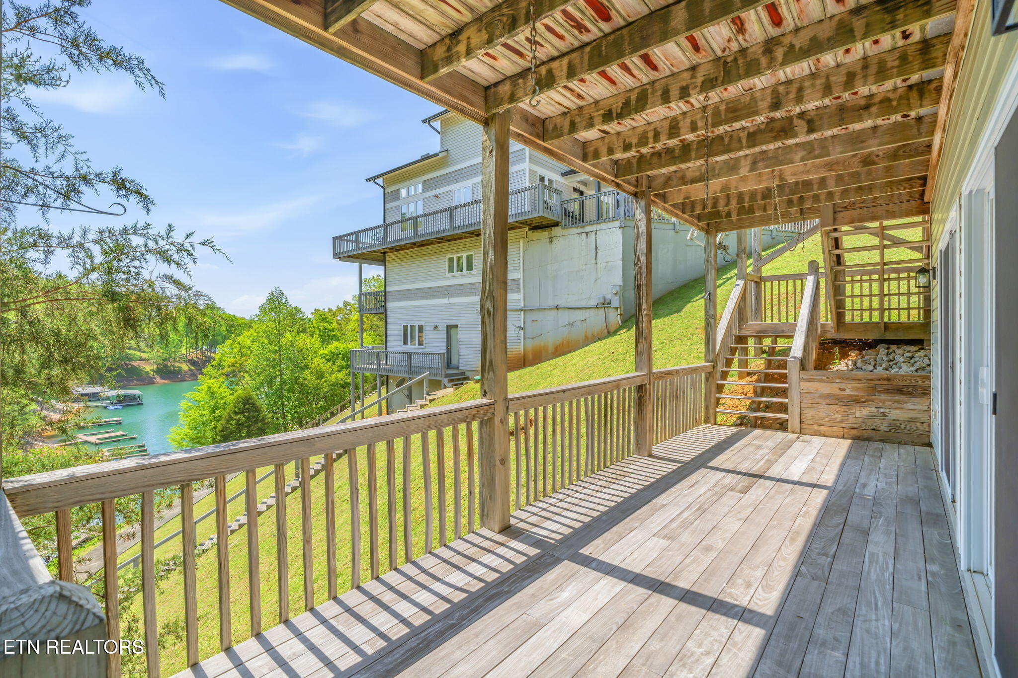 551 Deerwood Lane Lafollette TN 37766