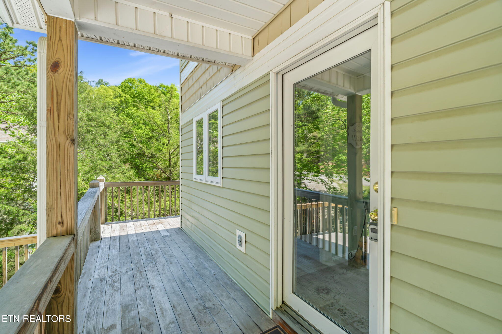 551 Deerwood Lane Lafollette TN 37766