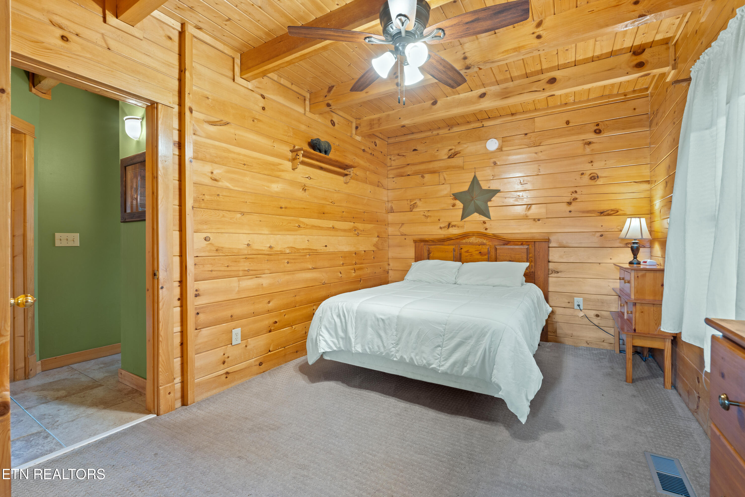 403 Happy Hollow Lane Sevierville TN 37876