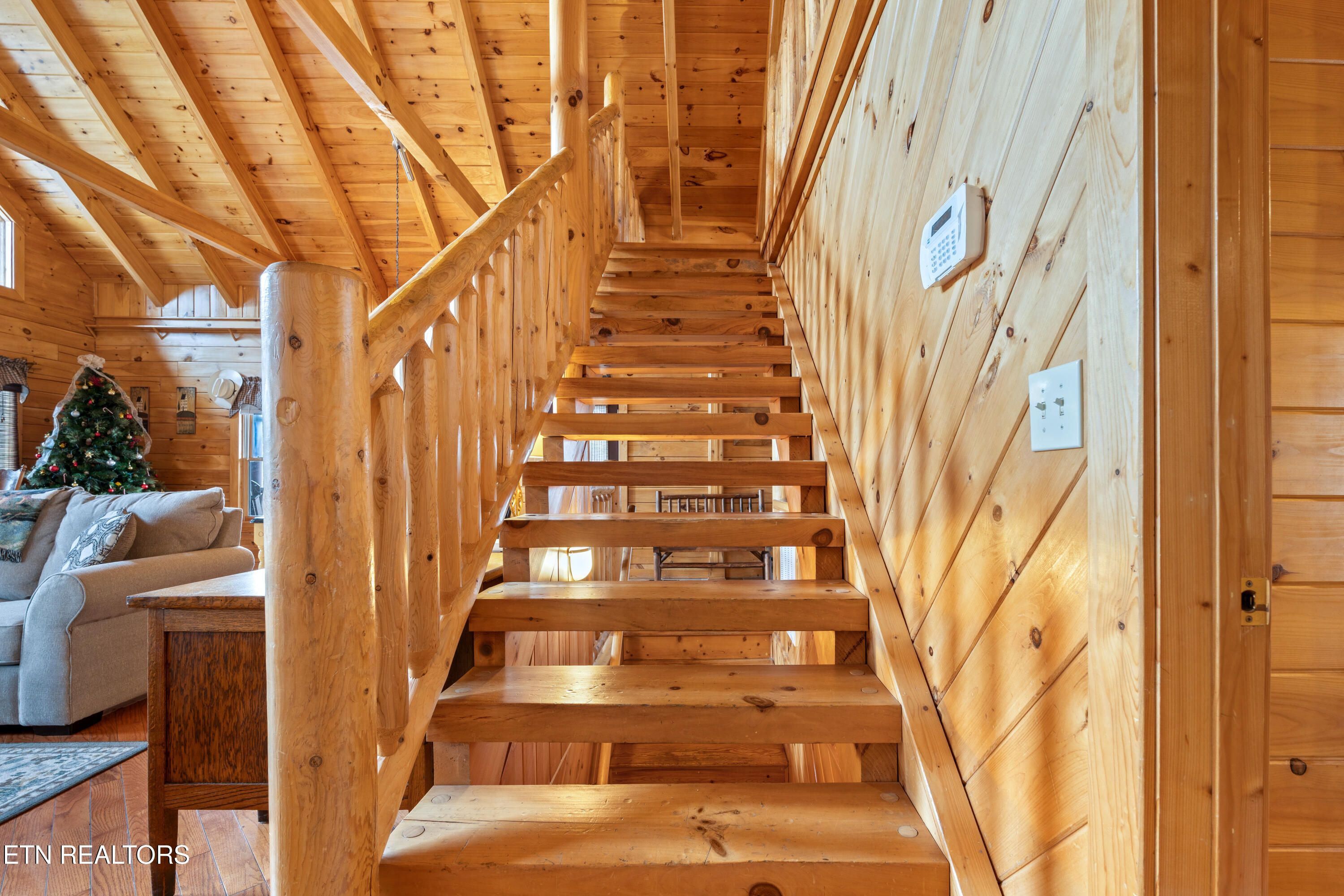 403 Happy Hollow Lane Sevierville TN 37876