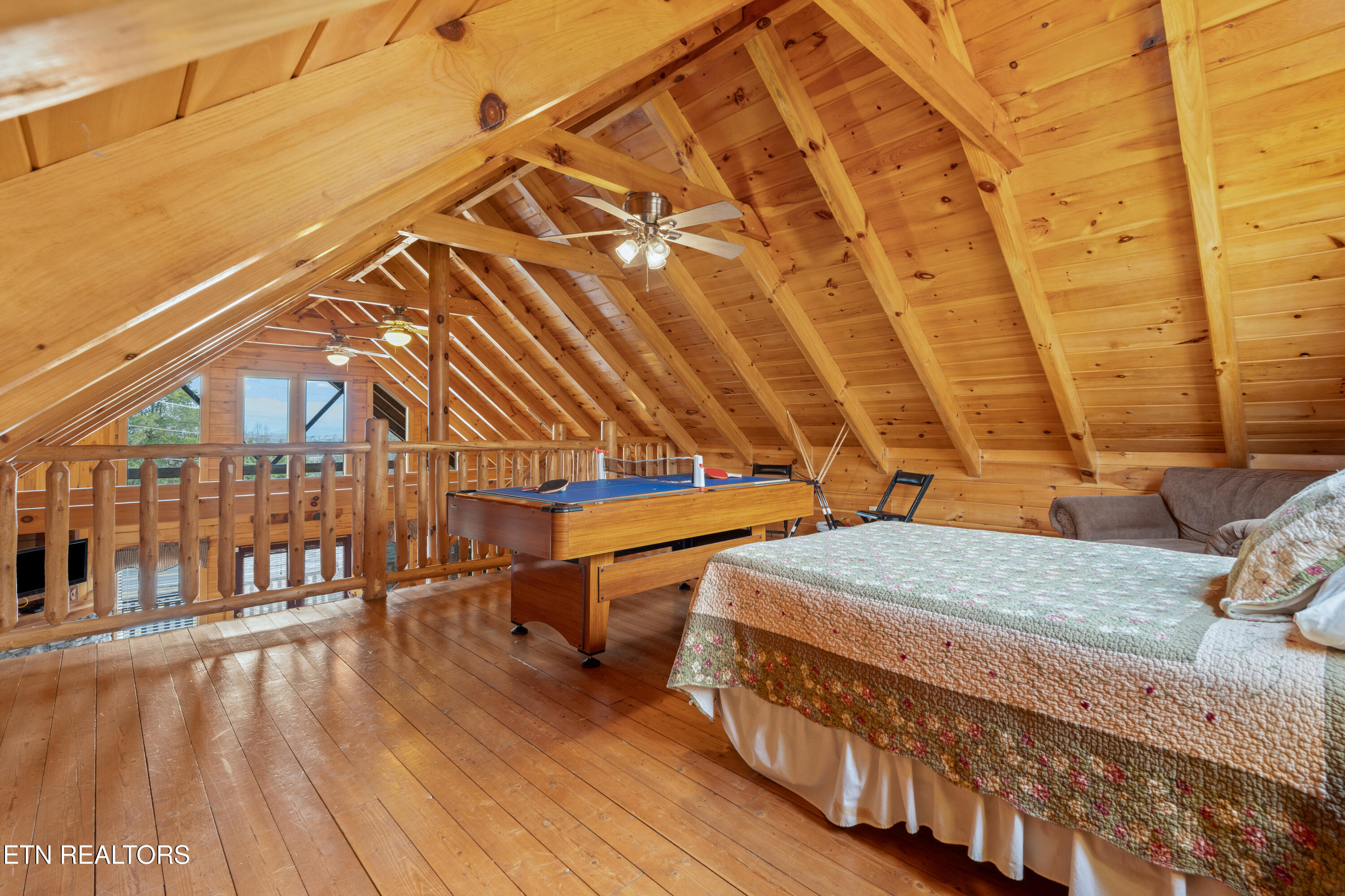 403 Happy Hollow Lane Sevierville TN 37876