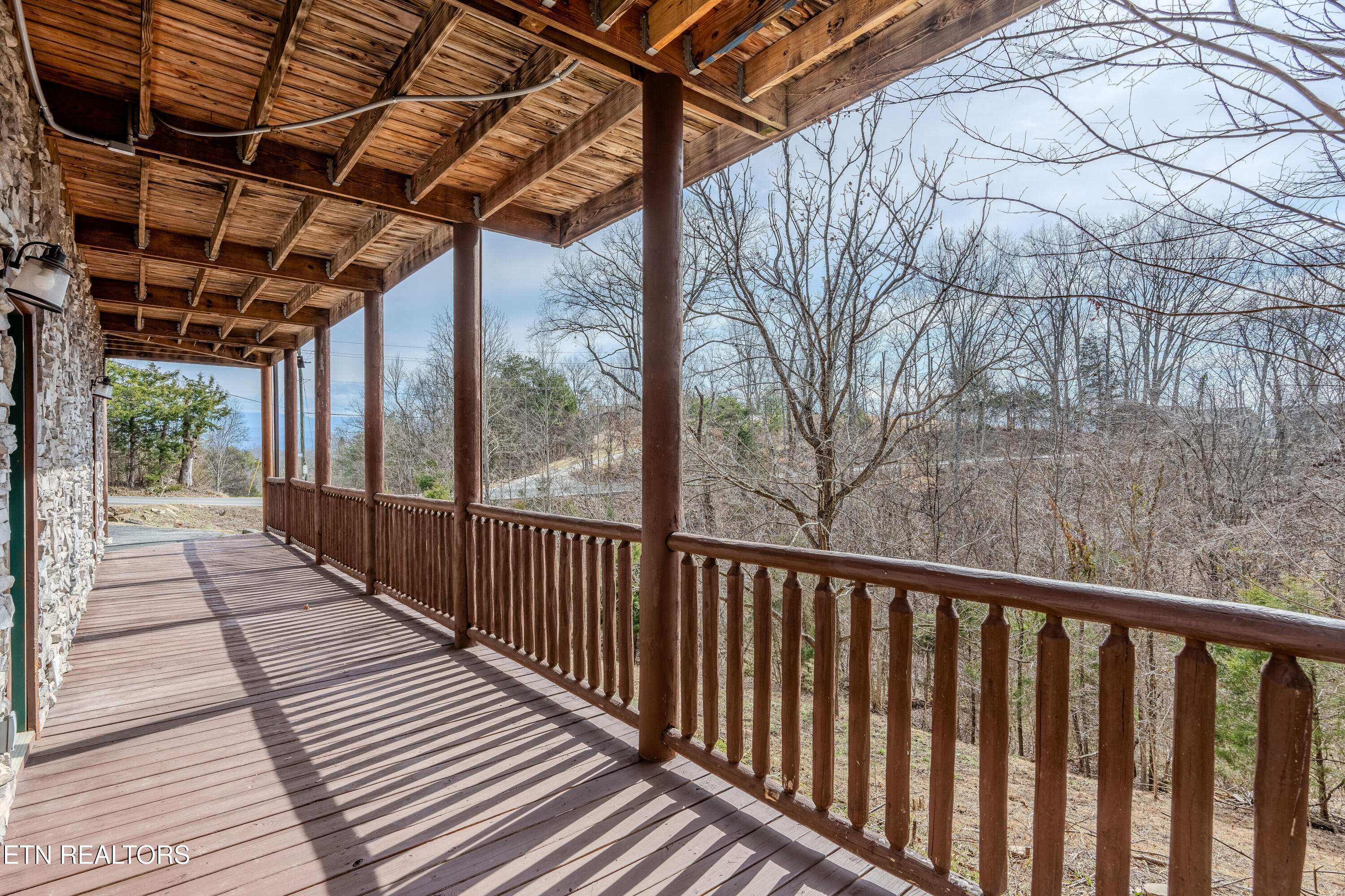 403 Happy Hollow Lane Sevierville TN 37876