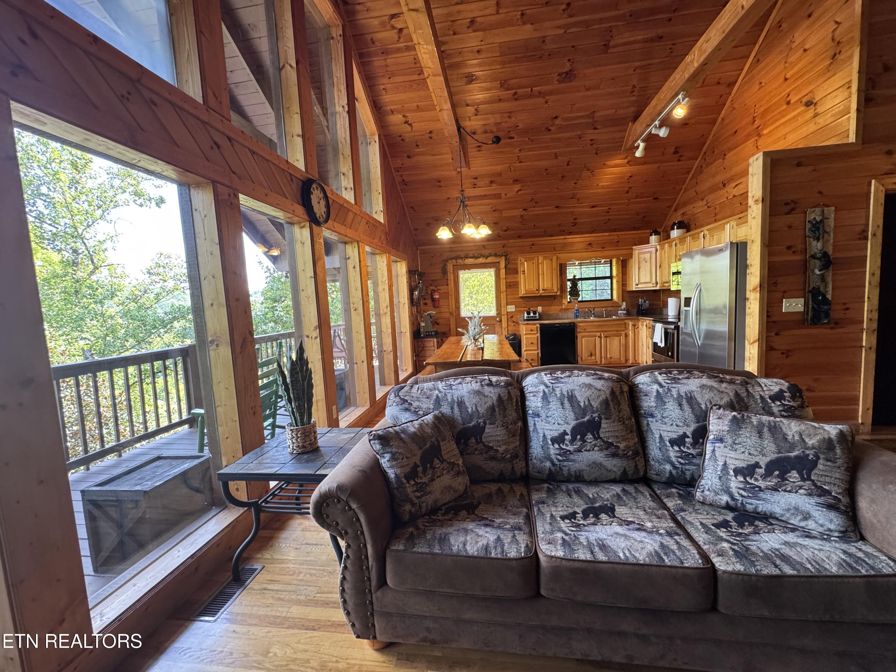 2409 Walnut Cove Way Sevierville TN 37862