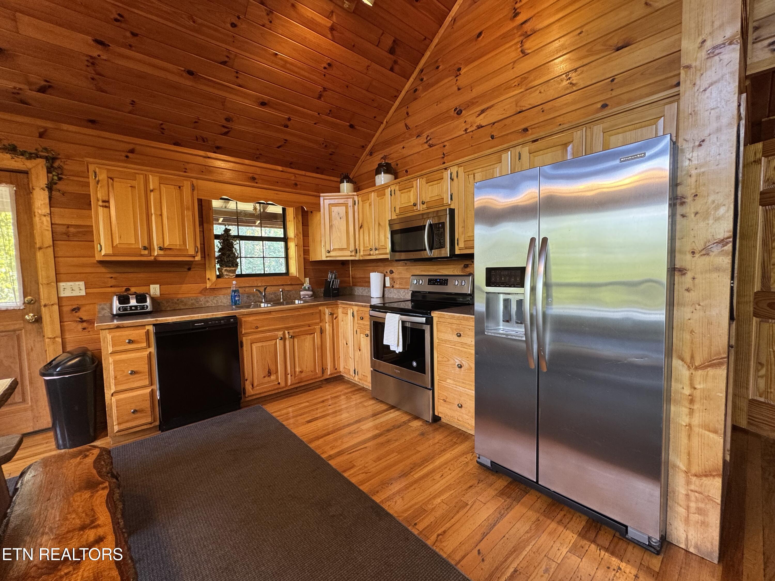 2409 Walnut Cove Way Sevierville TN 37862